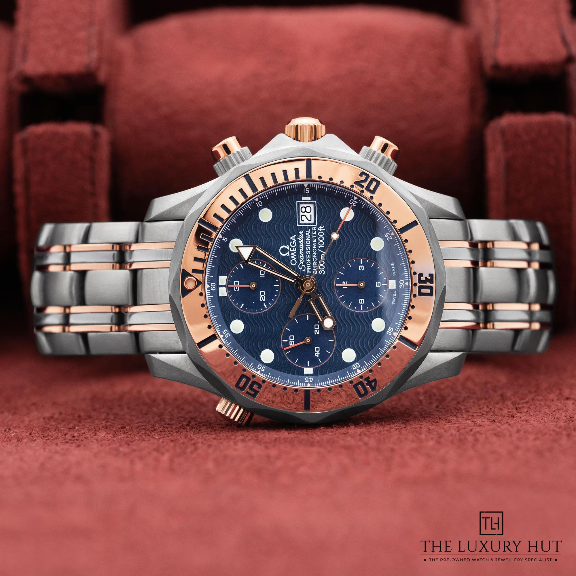 2025/05/Omega_Seamaster_300m_Titanium_Rose_Gold_Blue_LB539b.jpg