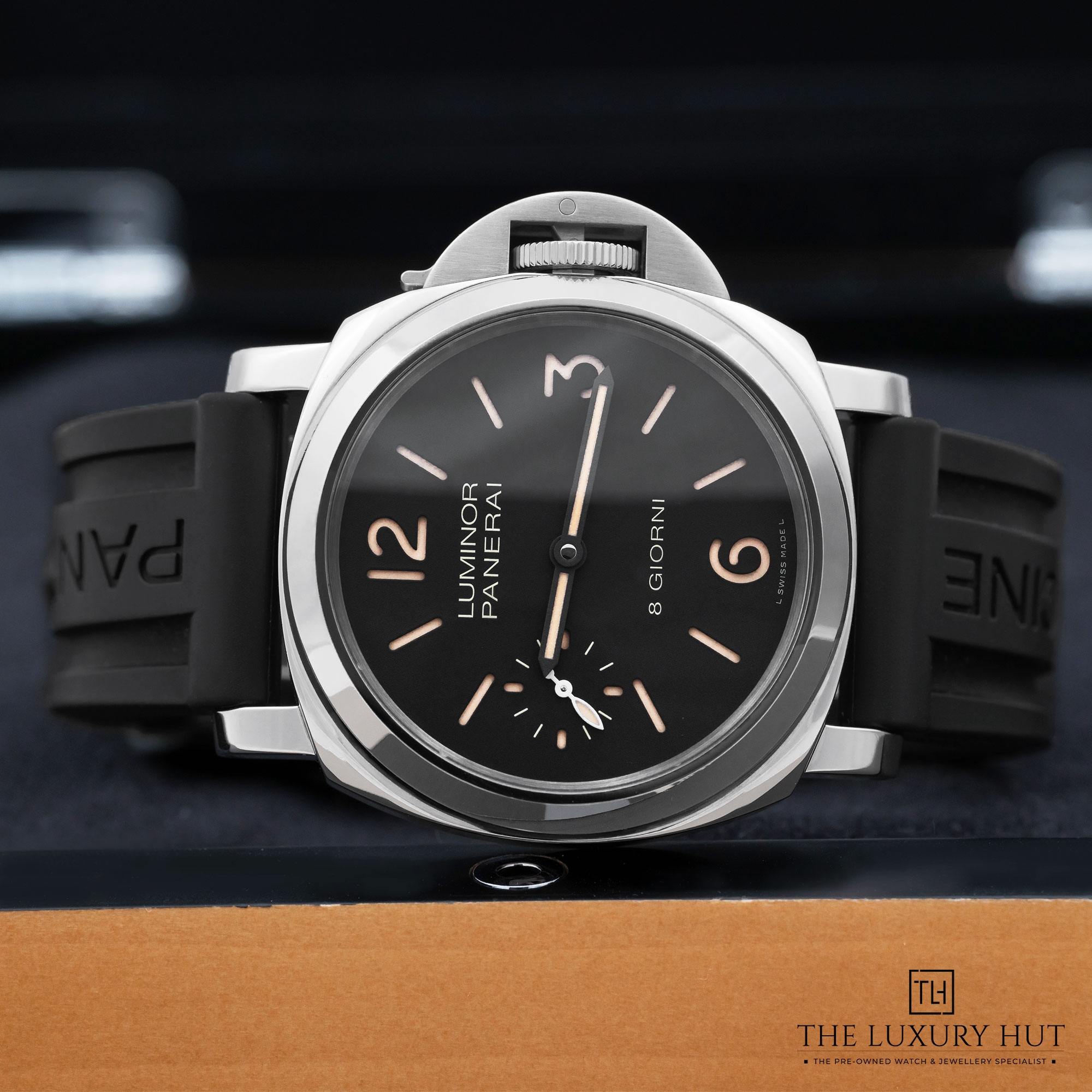 2025/05/Panerai_Luminor_8_Giorni_Steel_44mm_Black_51756-b.jpg