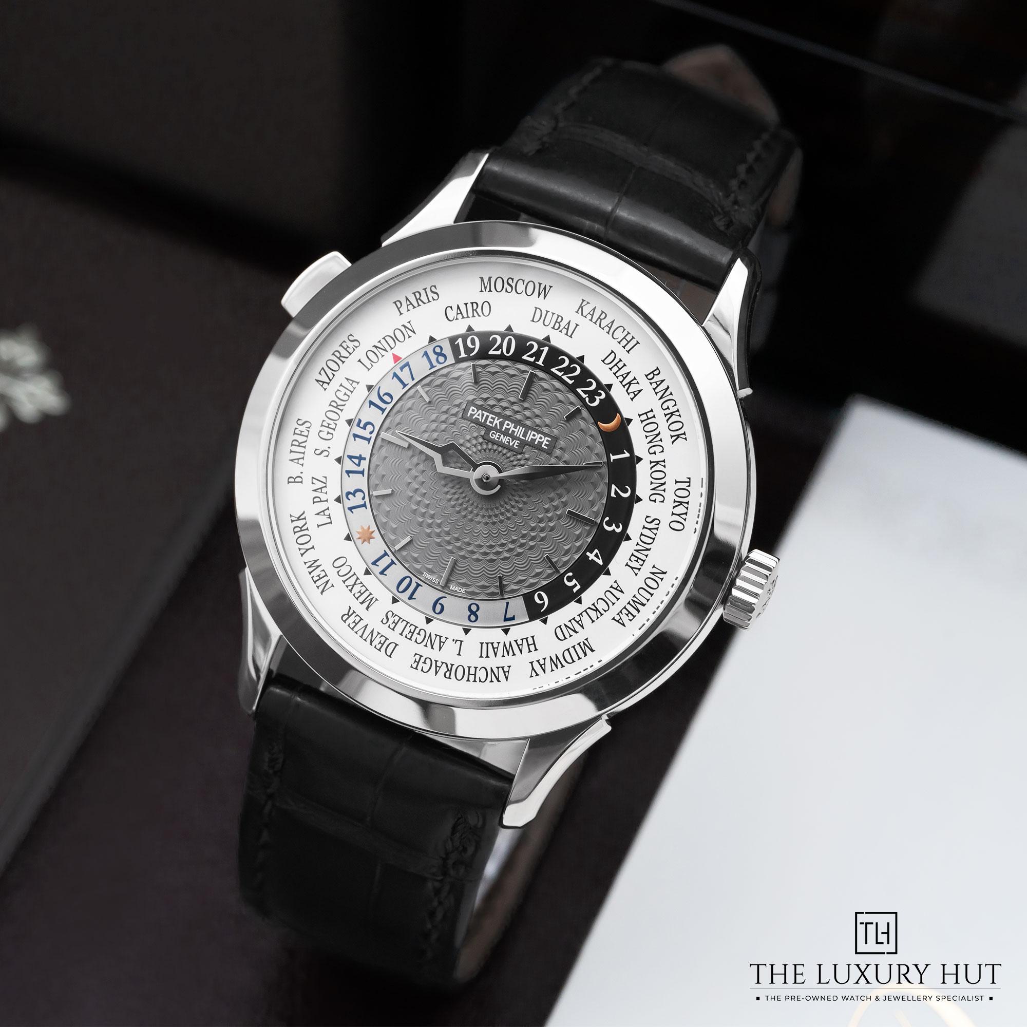 2025/05/Patek_Philippe_World_Time_Gold_Grey_LB590-b.jpg