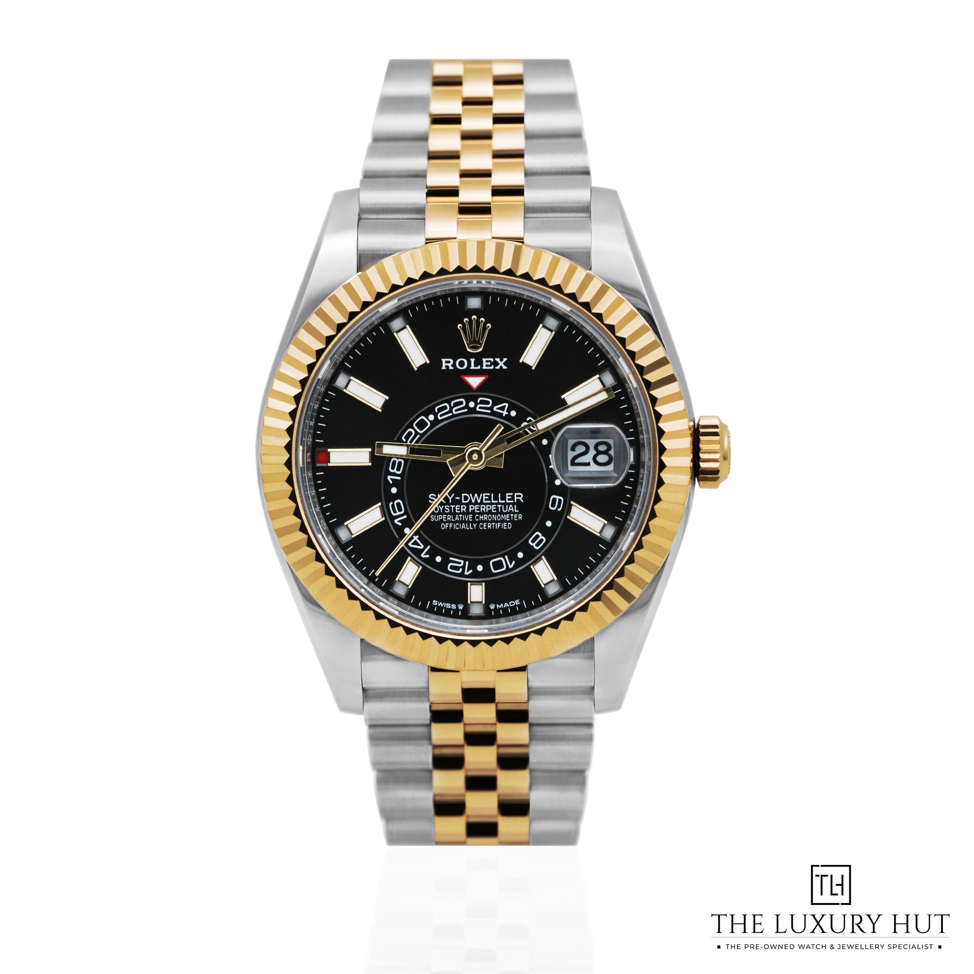 2025/05/Rolex_Sky-Dweller_Bi-Metal_Jubilee_Black_51785-a.jpg
