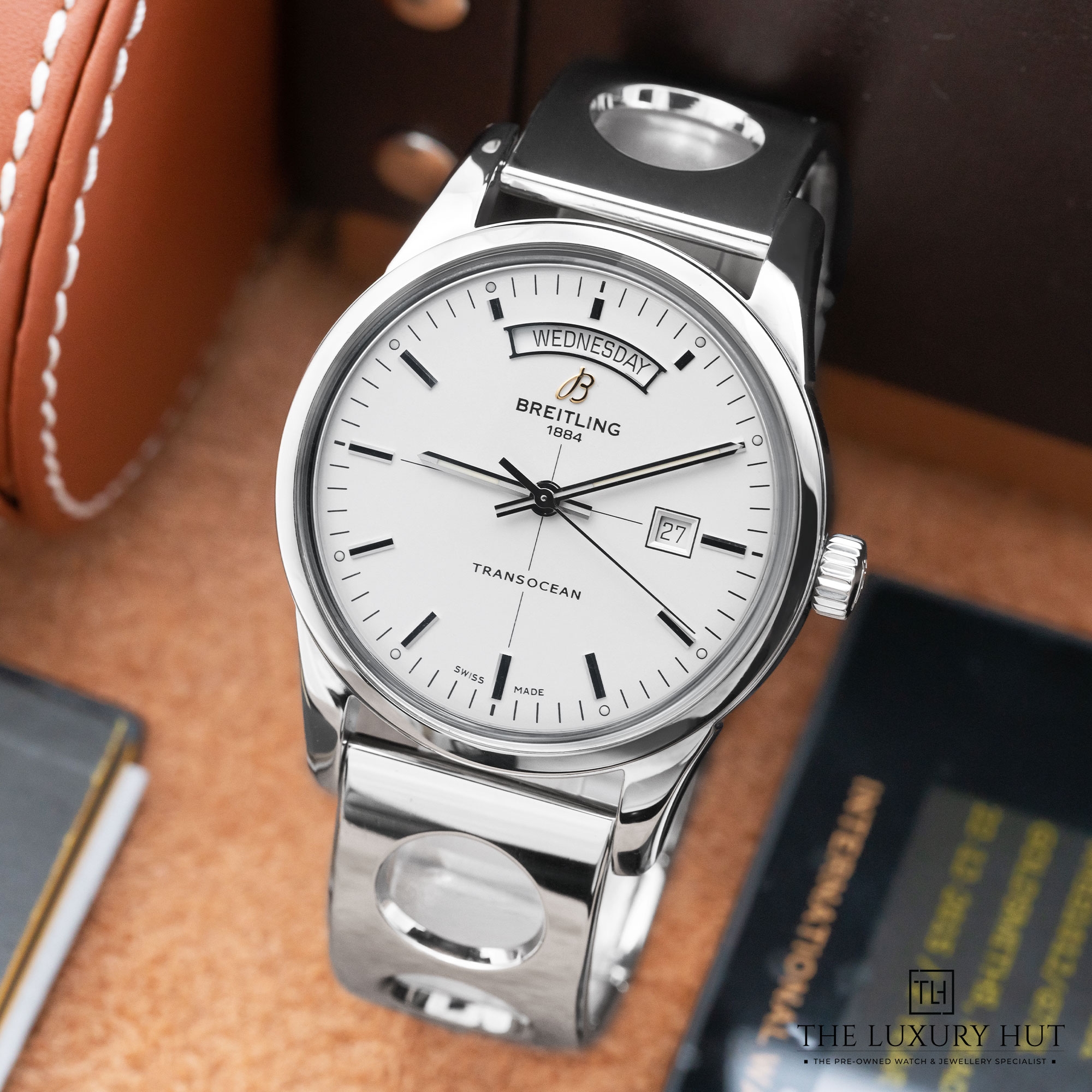 2025/06/Breitling-Transocean-Day-Date-Steel-43mm-Silver_NEW_51852-bb.jpg