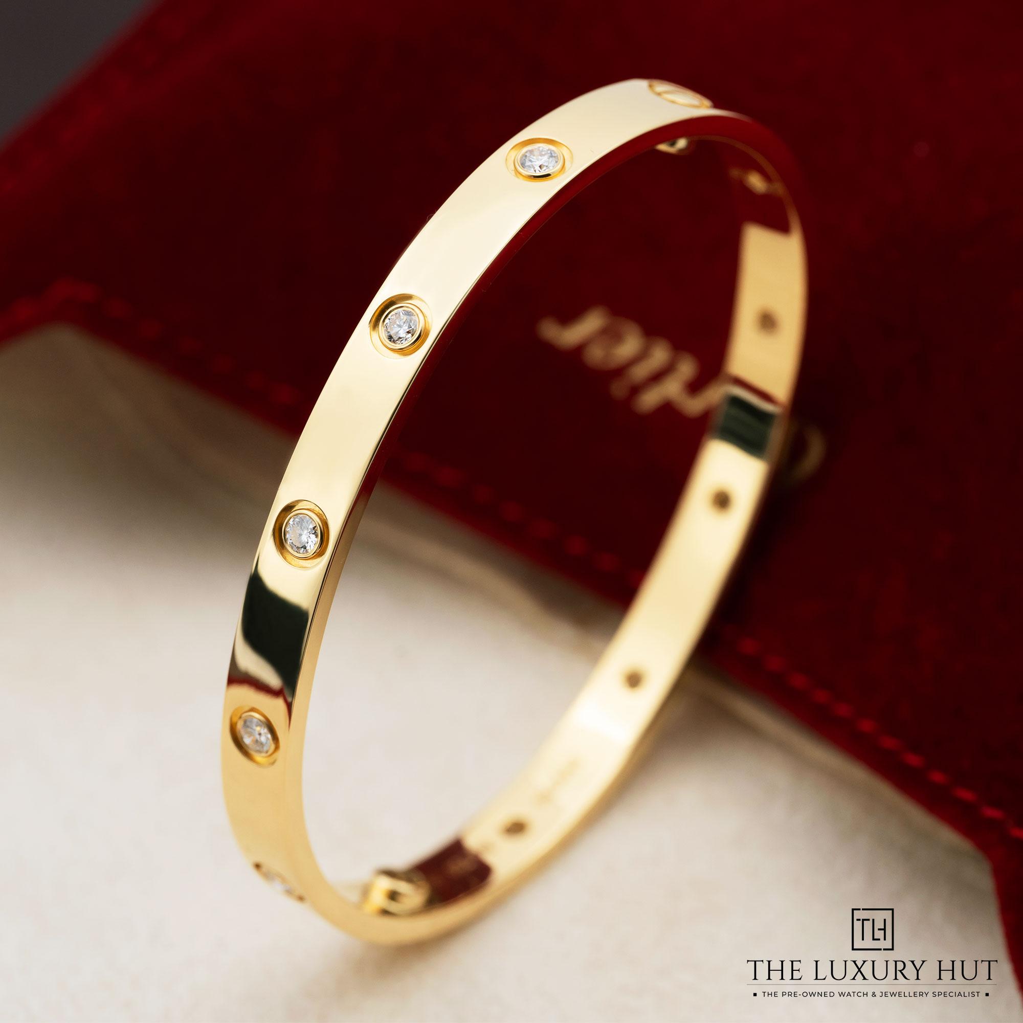 2025/06/Cartier_Gold_10_Diamonds_Love_Bangle_LB621-c.jpg