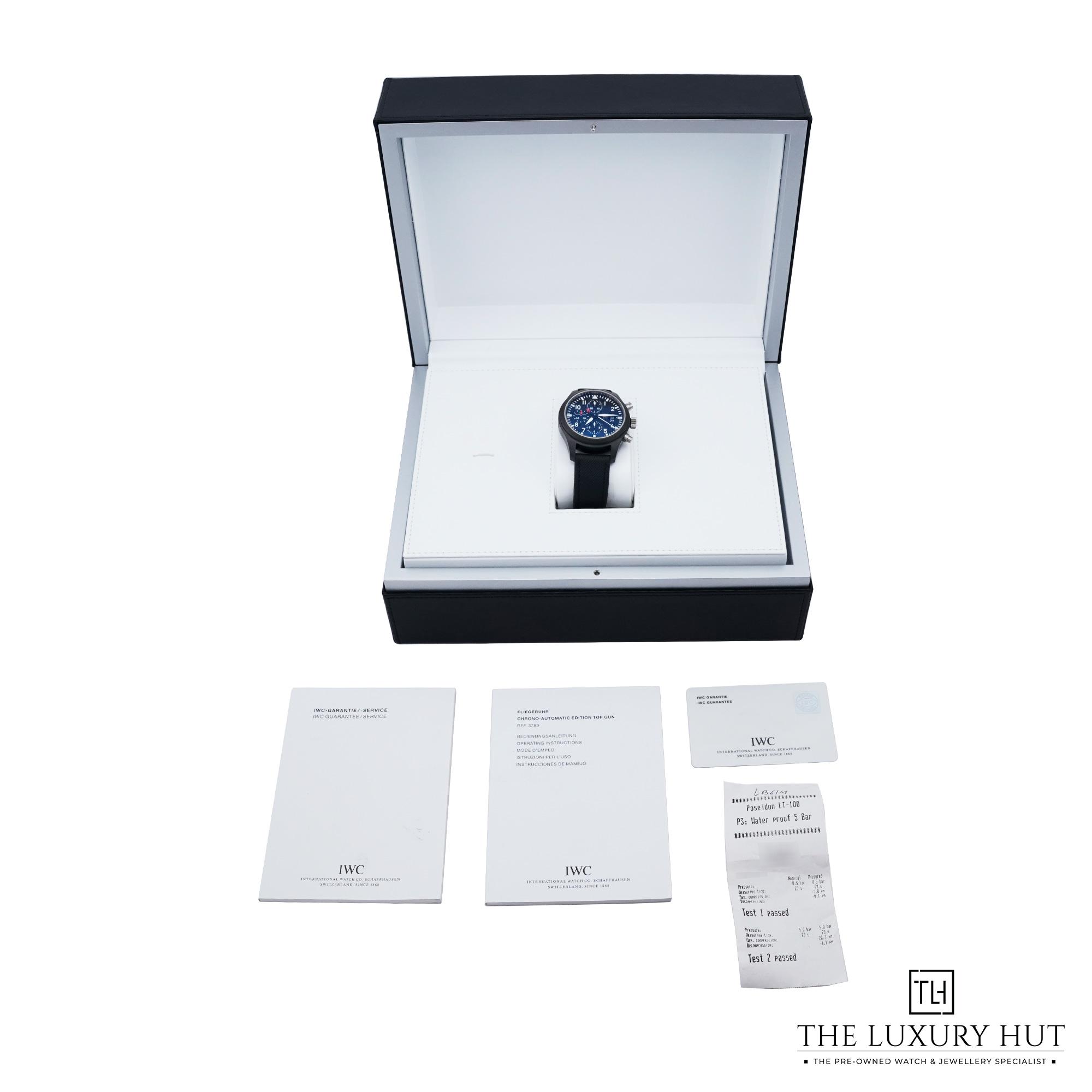 2025/06/IWC_Pilots_Chronograph_Top_Gun_Ceramic_LB632-f.jpg