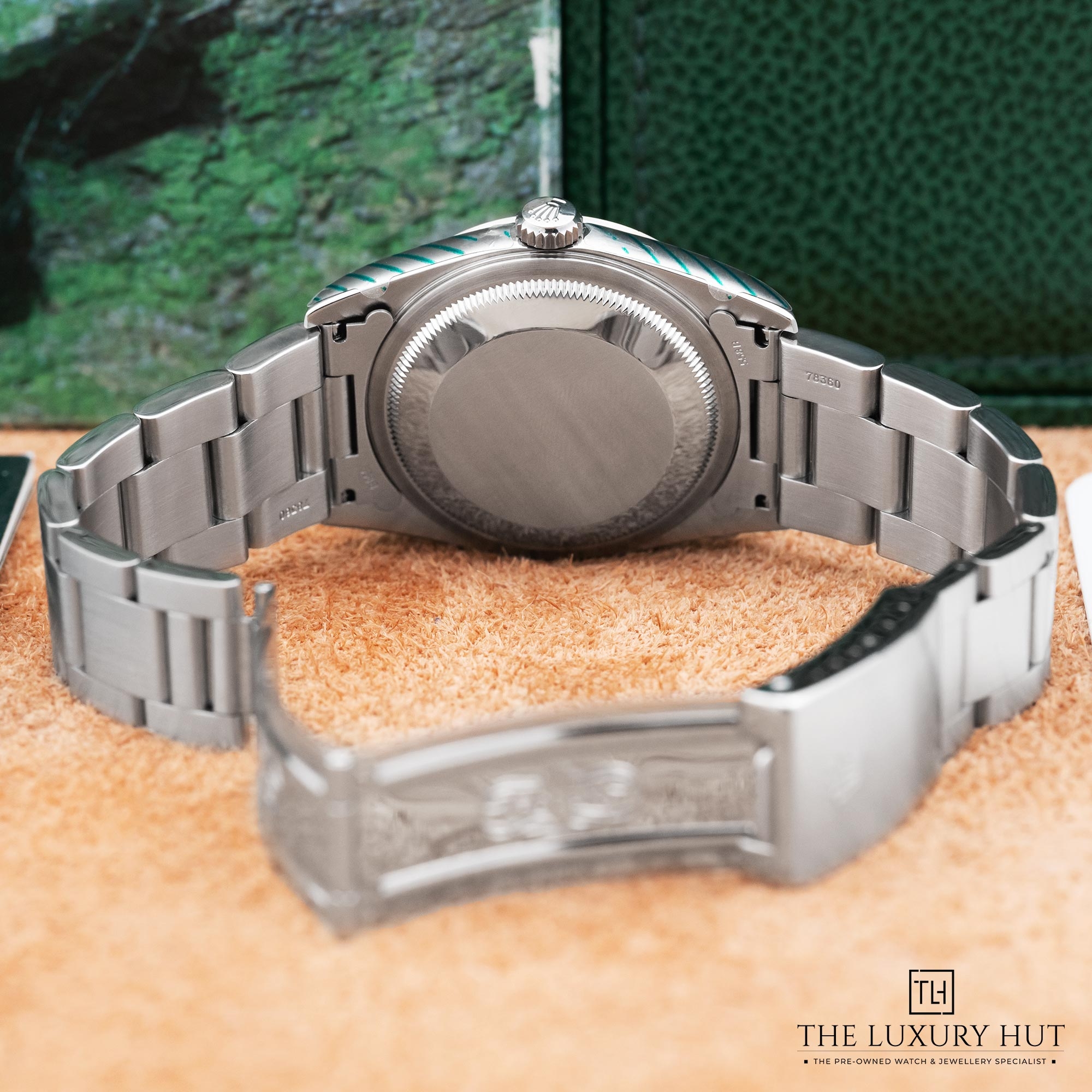 2025/06/Rolex_Datejust_36_Steel_Silver_Tapestry_51906-c.jpg