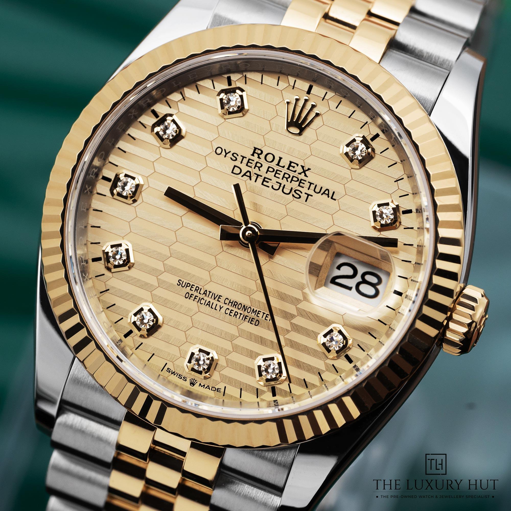 2025/06/Rolex_Datejust_36mm_Champagne_Motif_51892-e.jpg