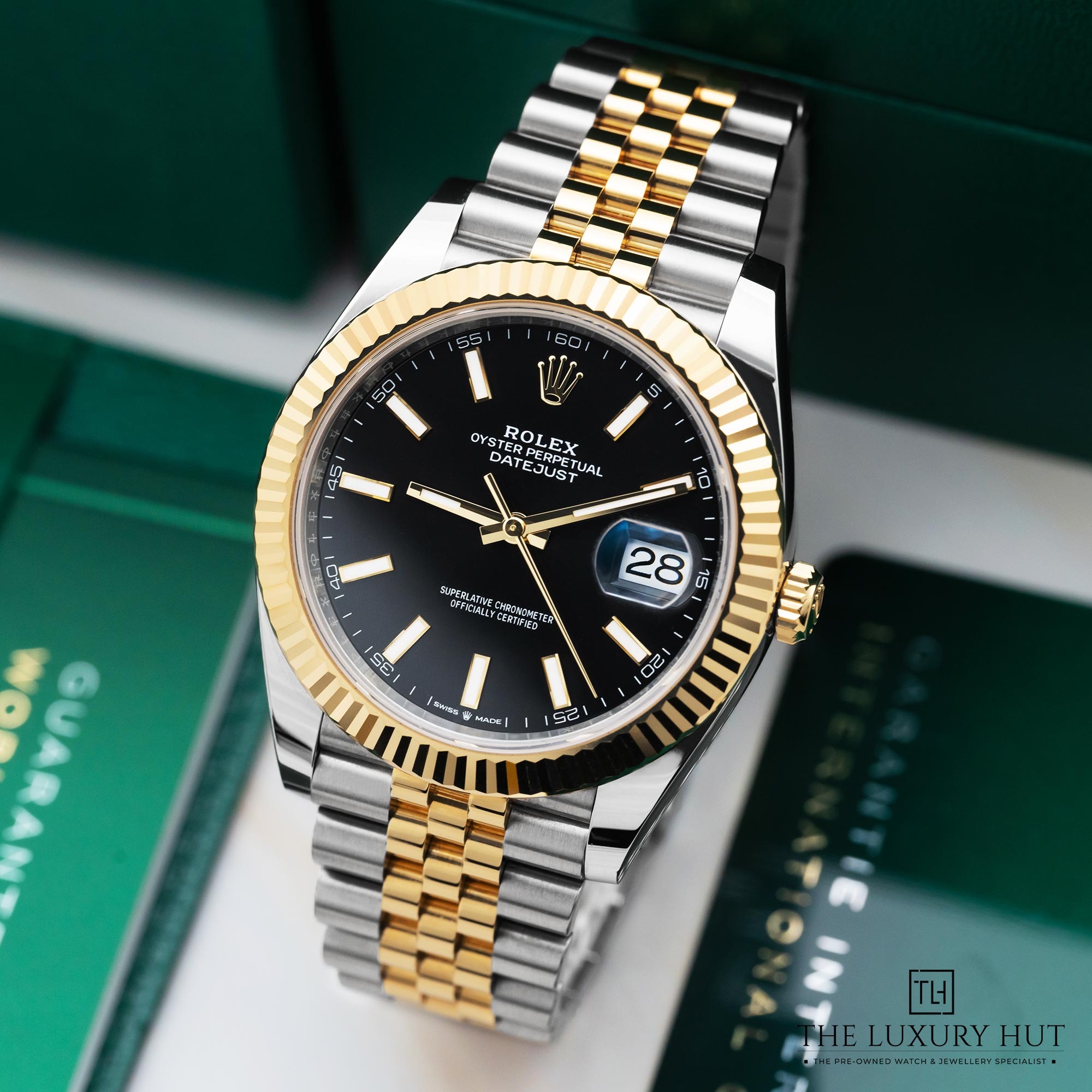 2025/06/Rolex_Datejust_41mm_Bi-Metal_Black_51884-b.jpg