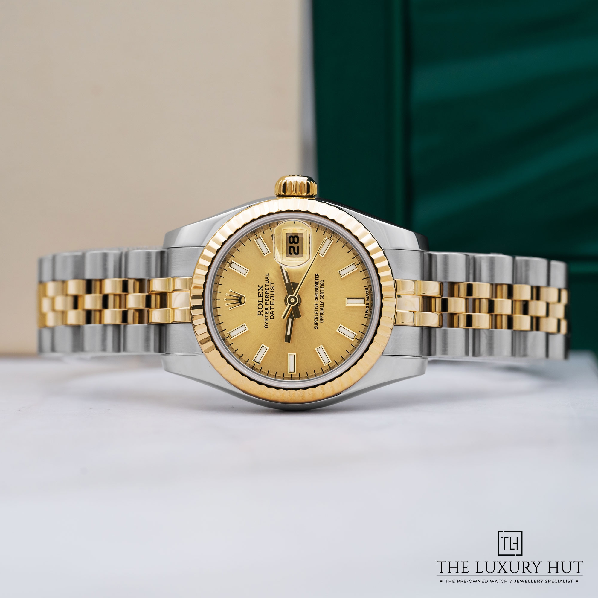 2025/06/Rolex_Lady-Datejust_26mm_Champagne_51875-b.jpg