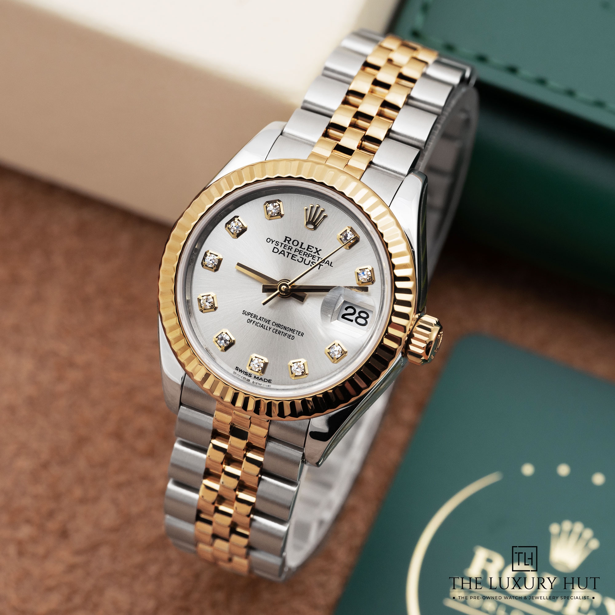 2025/06/Rolex_Lady_Datejust_Bi-Metal_28_Silver_LB555-b.jpg