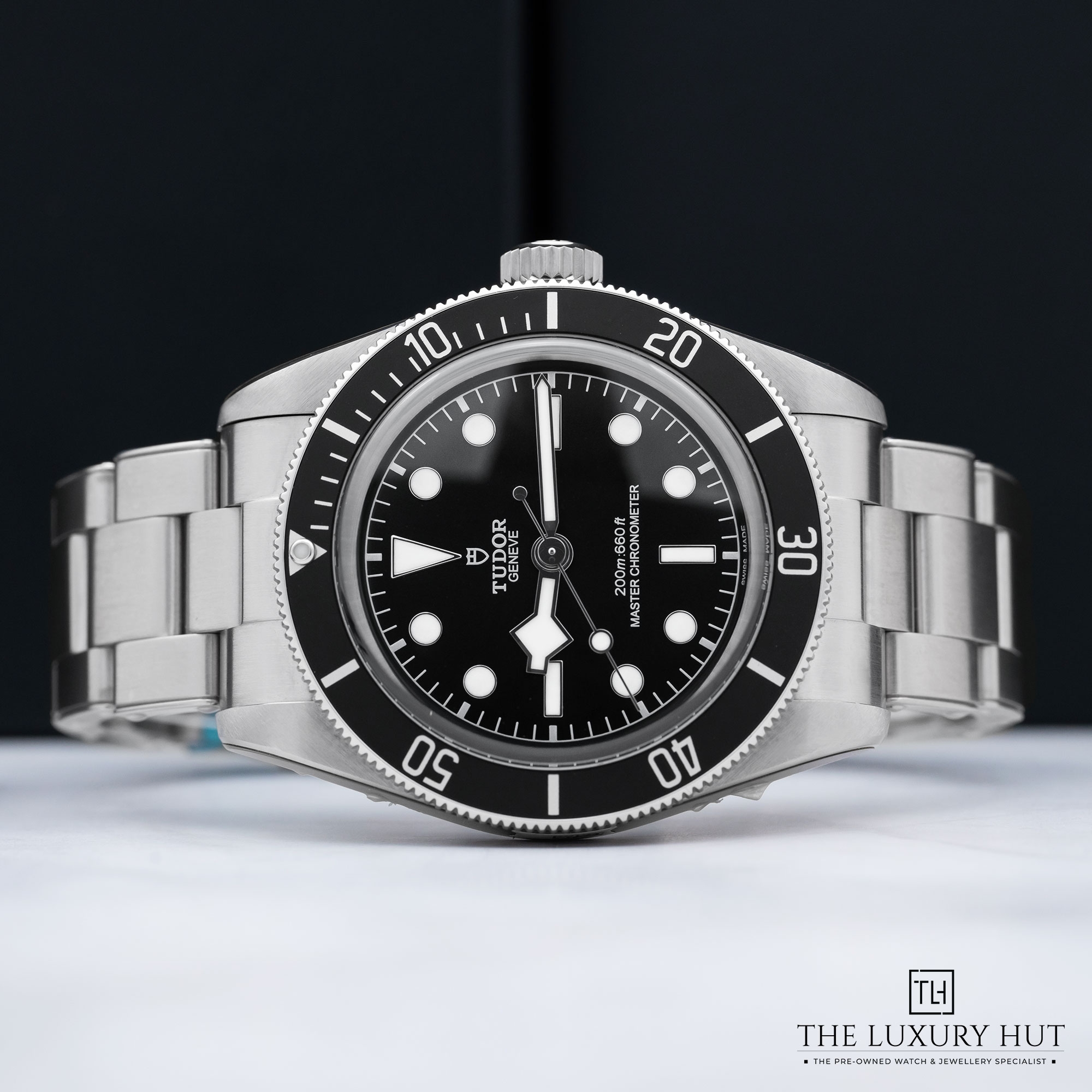 2025/06/Tudor_Black_Bay_Steel_41mm_Black_51879-b.jpg