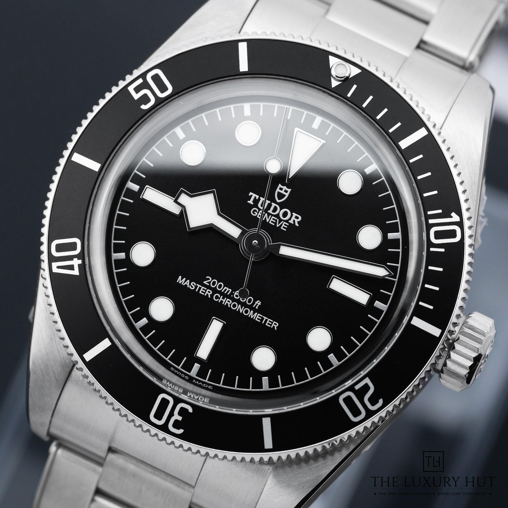 2025/06/Tudor_Black_Bay_Steel_41mm_Black_51879-e.jpg