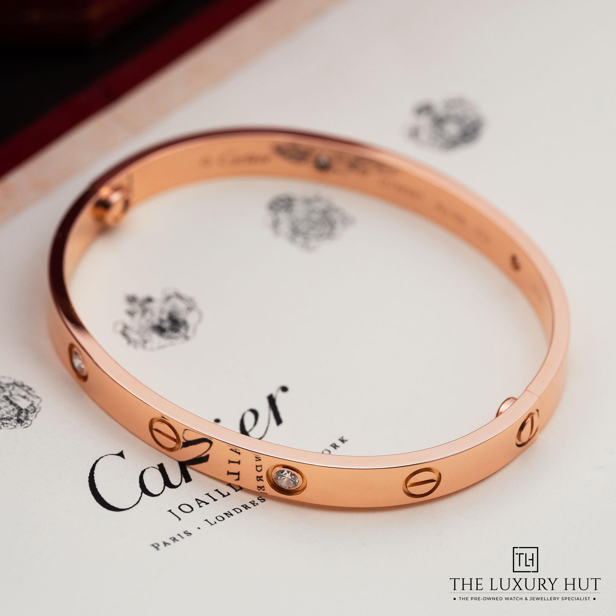 2025/07/Cartier_Rose_Gold_Classic_Diamonds_Love_Bangle_51945-d.jpg