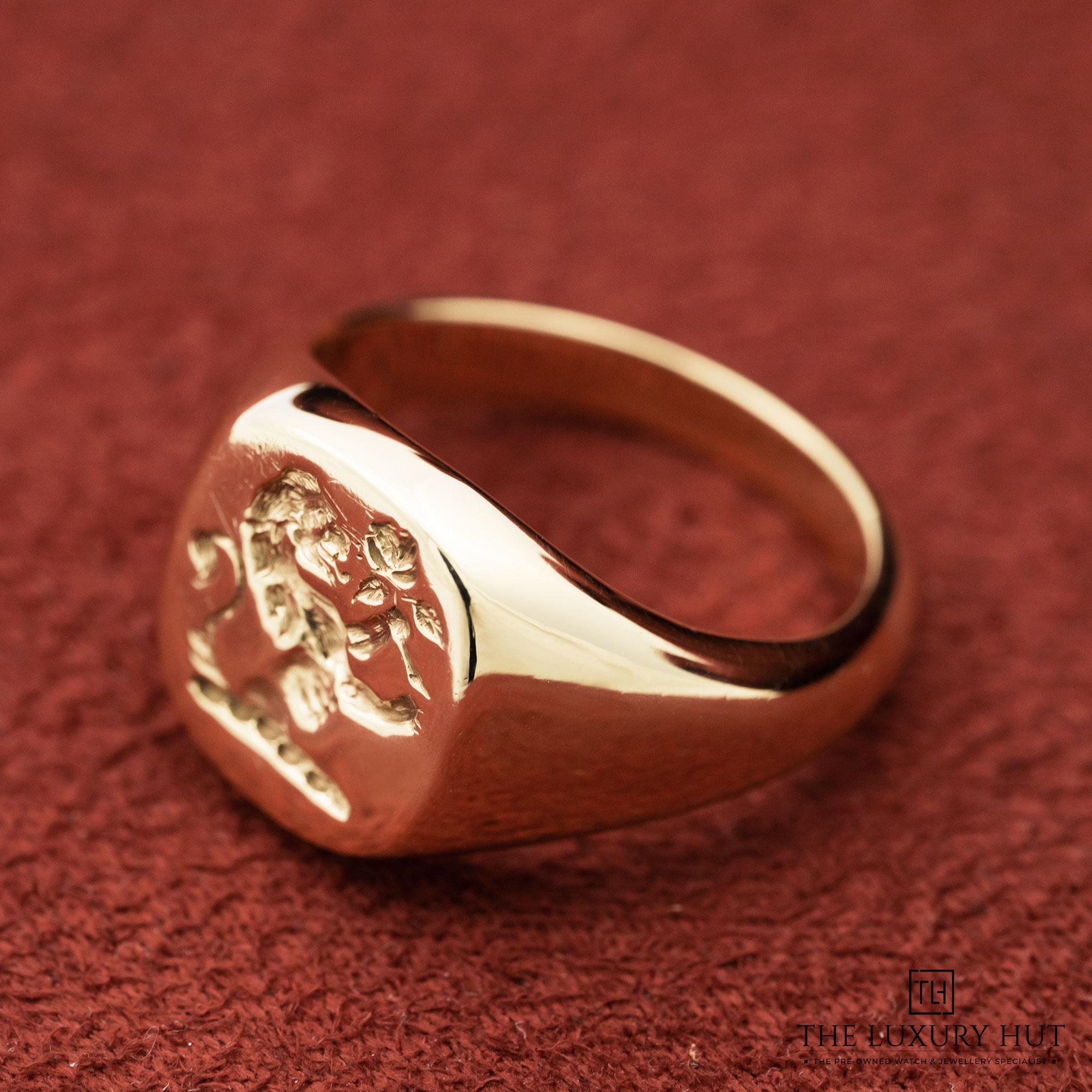2025/07/Deakin__Francis_Gold_Lion_Signet_Ring_LB654-c.jpg