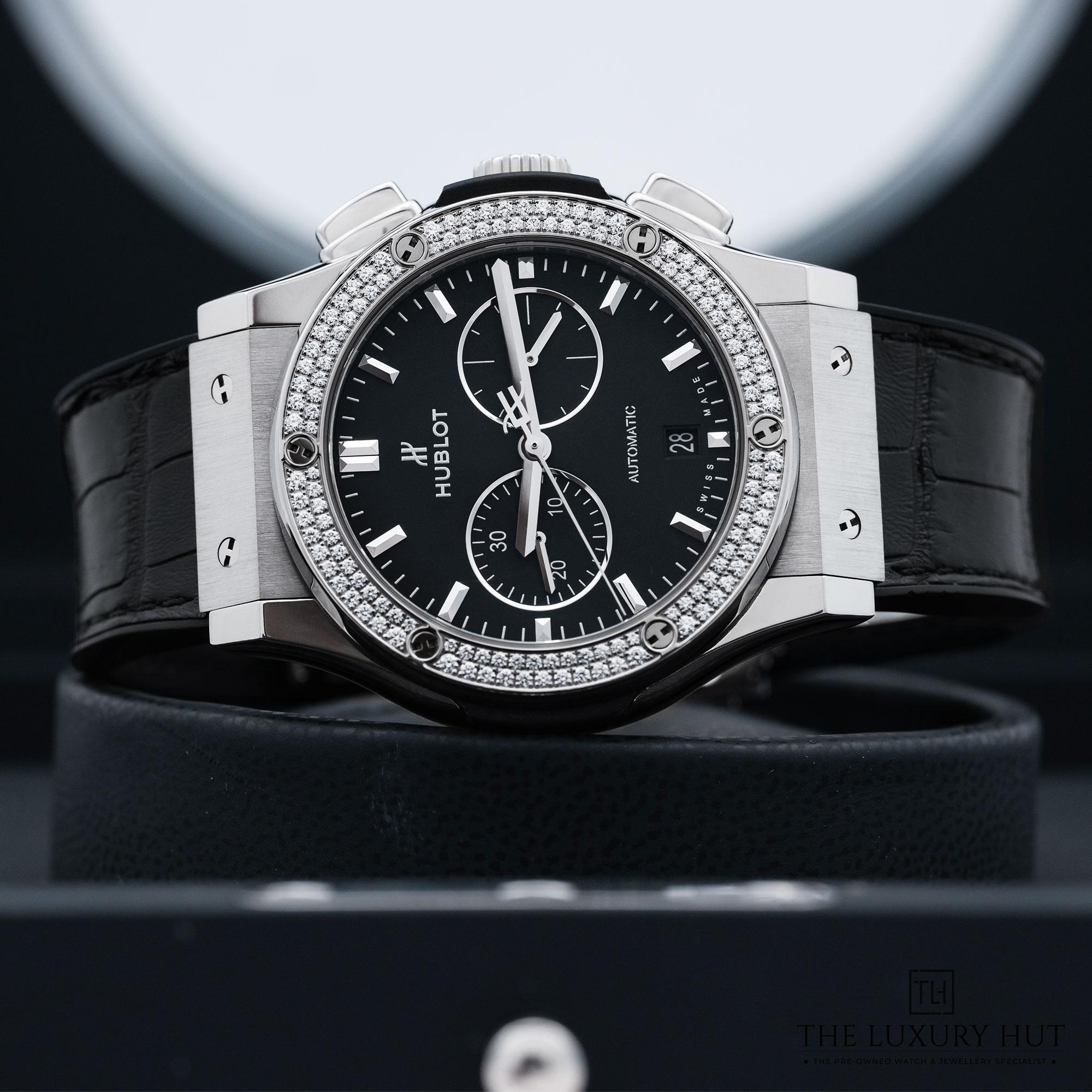 2025/07/Hublot_Classic_Fusion_Titanium_Diamonds_Black_51948-b.jpg