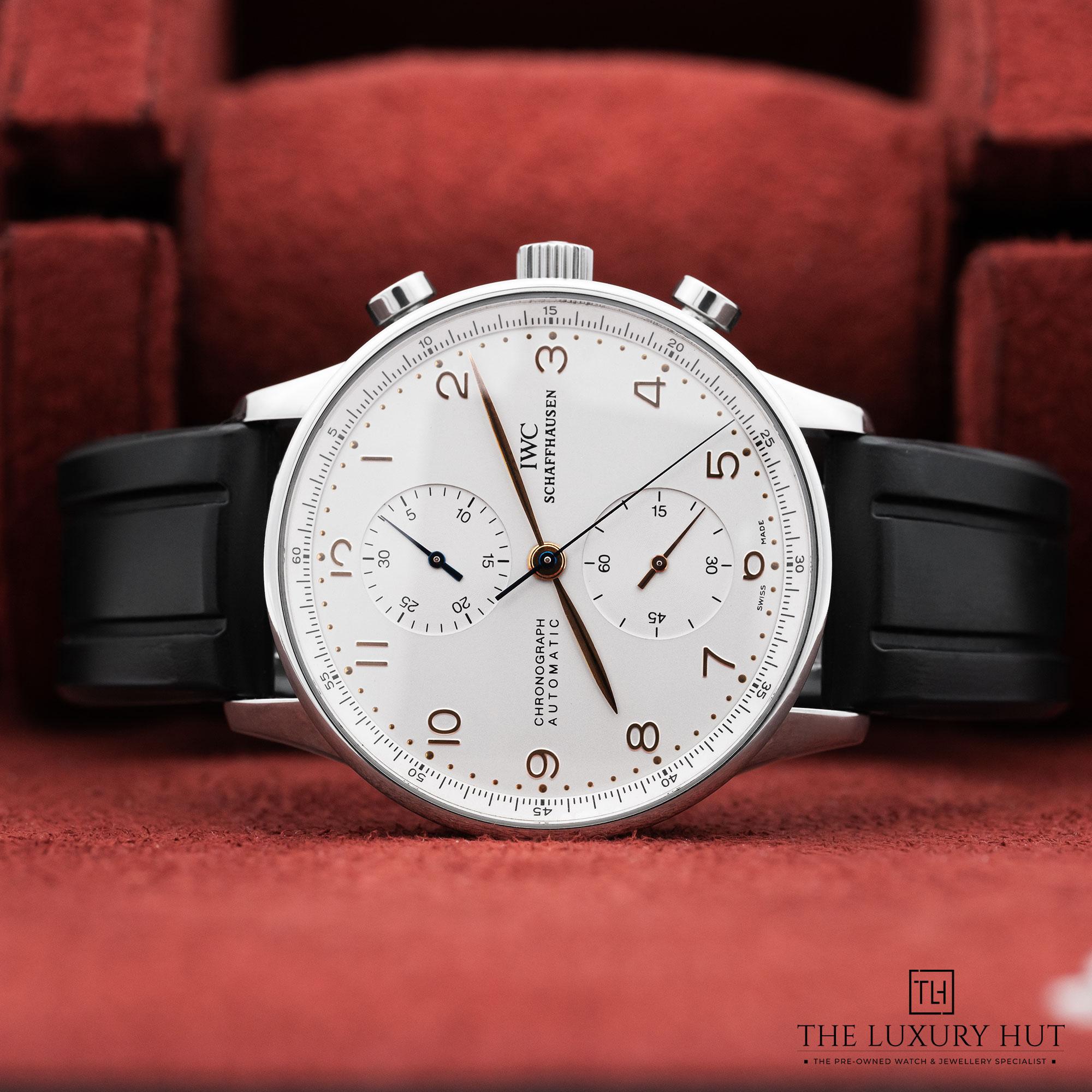 2025/07/IWC_Portuguese_Chronograph_Steel_41_Silver_51822-b.jpg