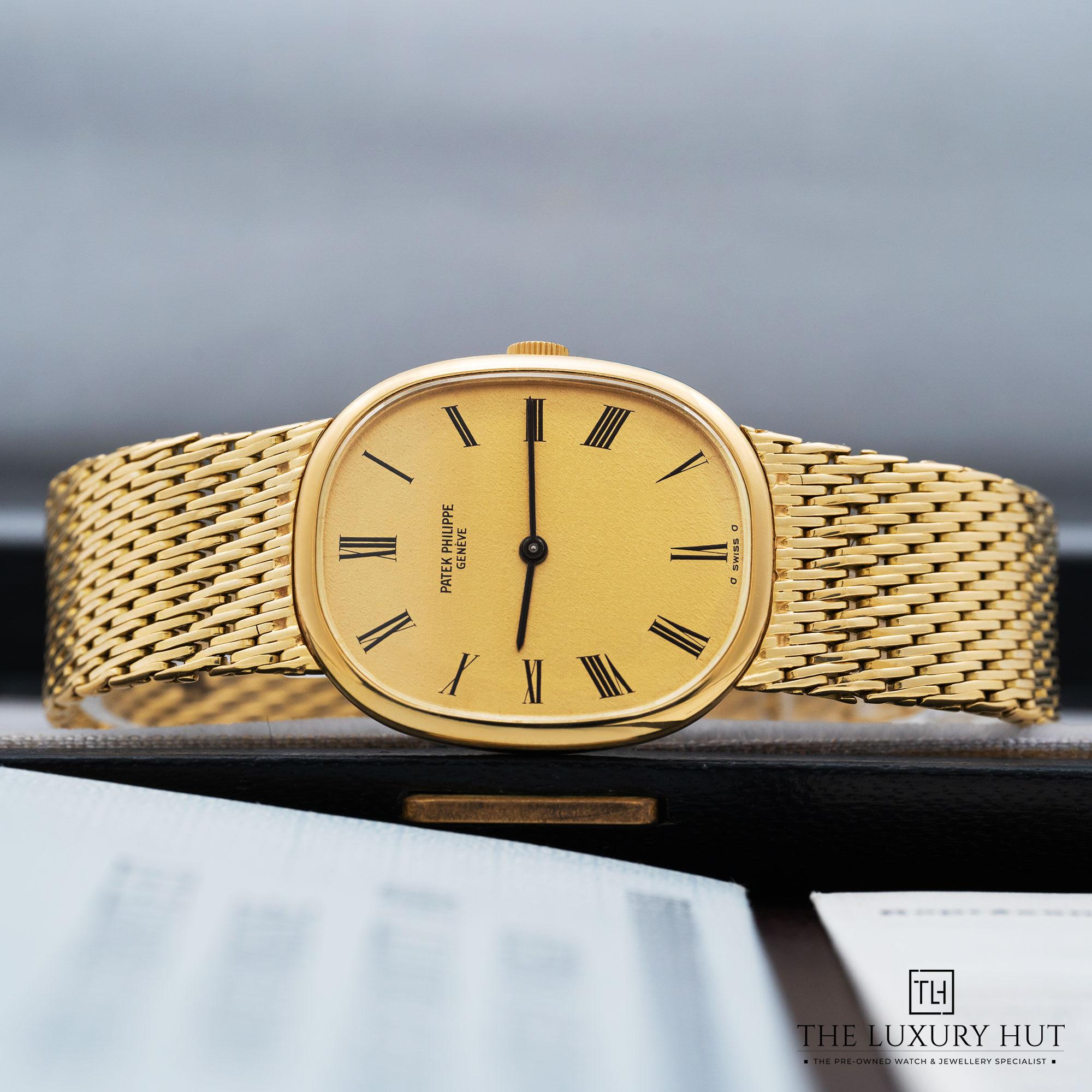 2025/07/Patek_Philippe_Golden_Ellipse_Gold_Sunburst_51959-c.jpg