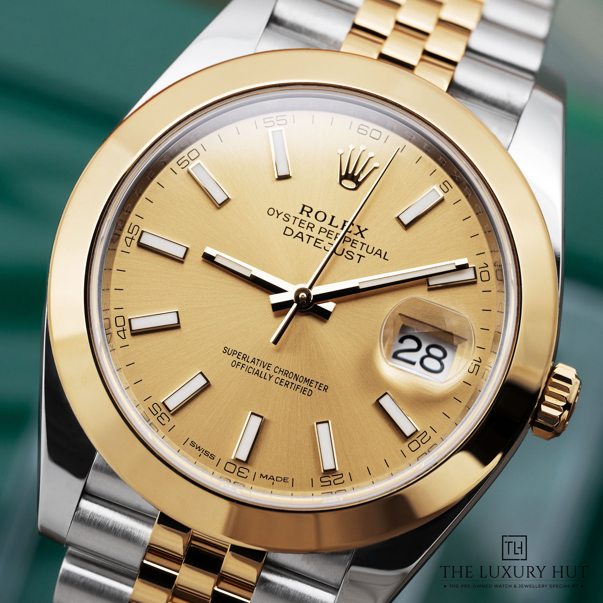 2025/07/Rolex_Datejust_41_Steel_Gold_Champagn_Dial_51974-d.jpg
