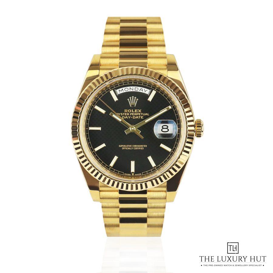 Rolex Day Date 40 Yellow Gold Black Motif 52036 a