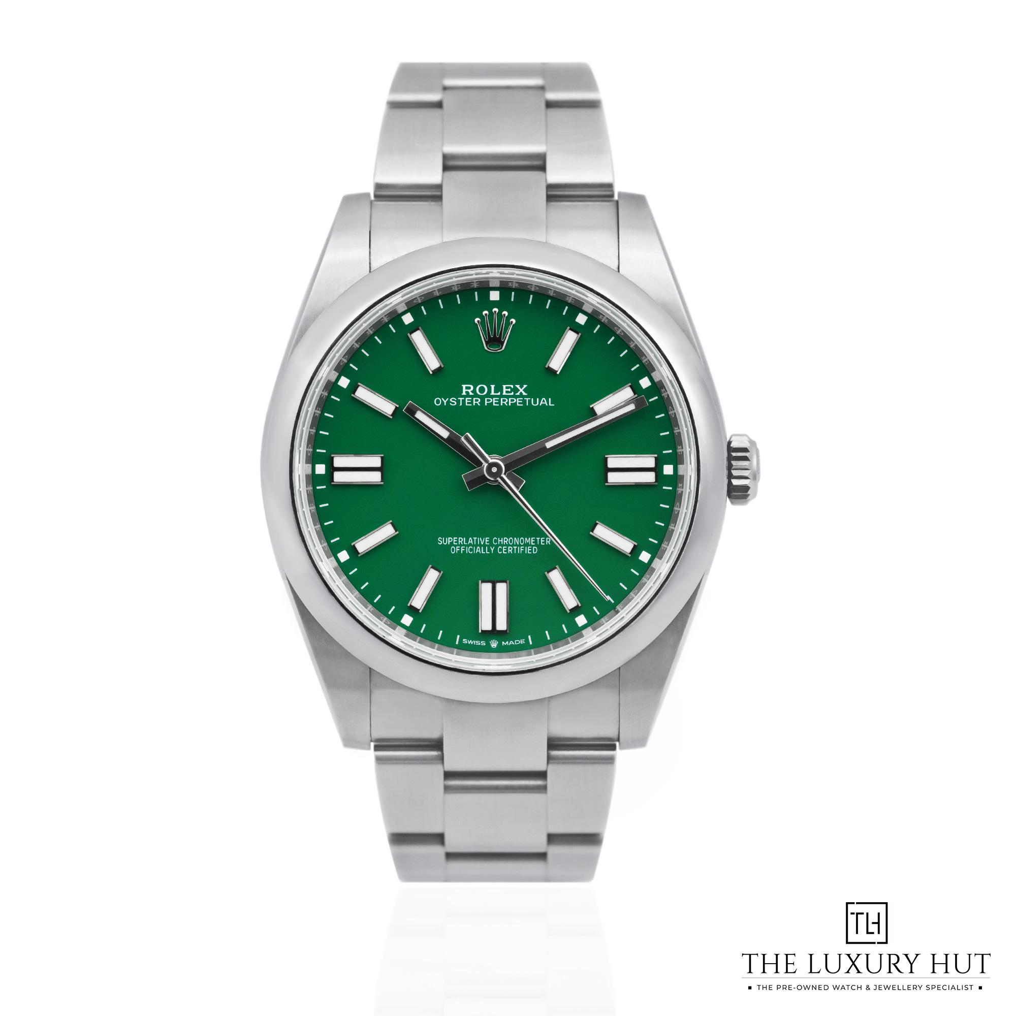 2025/07/Rolex_Oyster_Perpetual_41mm_Steel_Green_Dial_52017-a.jpg
