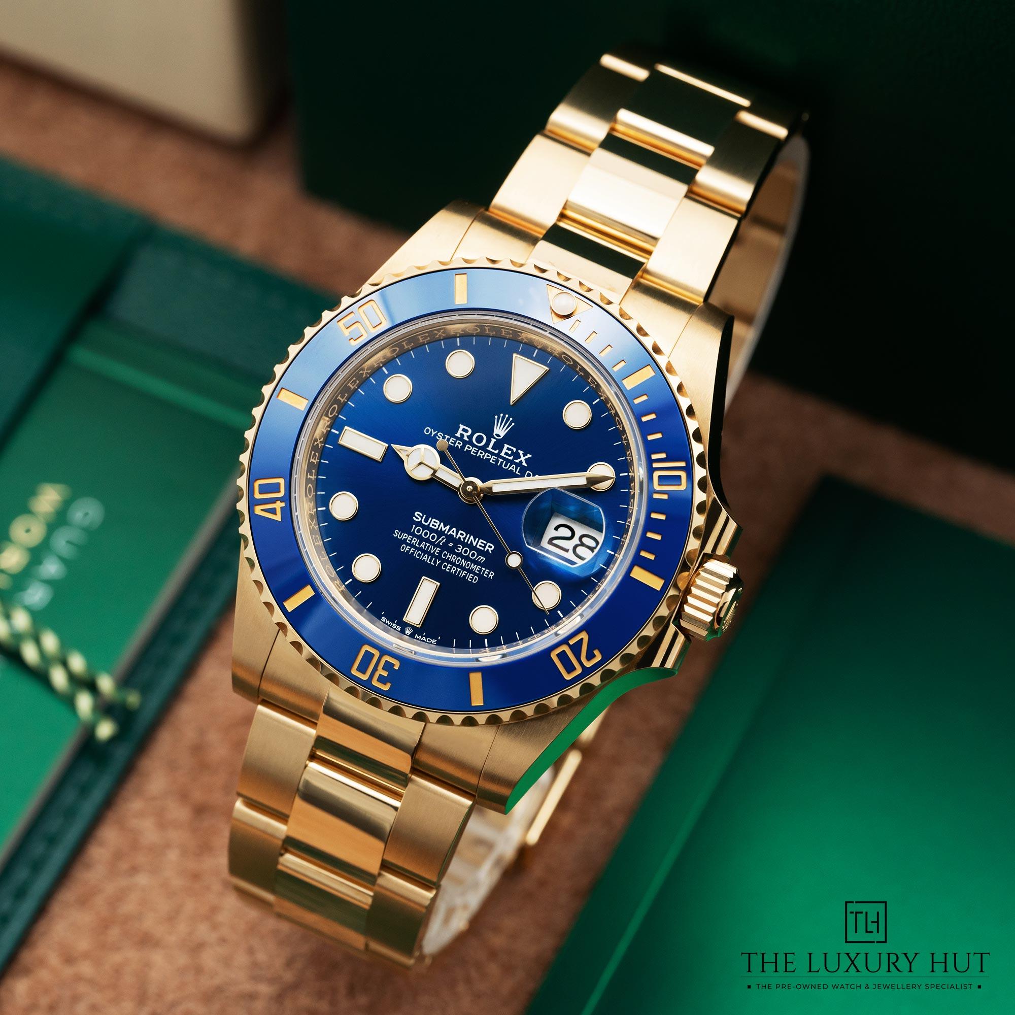 2025/07/Rolex_Submariner_41mm_Blue_Dial_52027-b.jpg