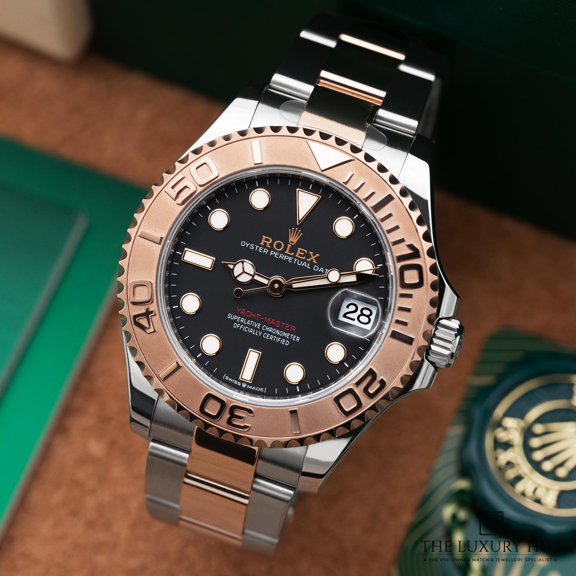2025/07/Rolex_Yacht-Master_37mm_Bi-Metal_Black_LB639-b.jpg