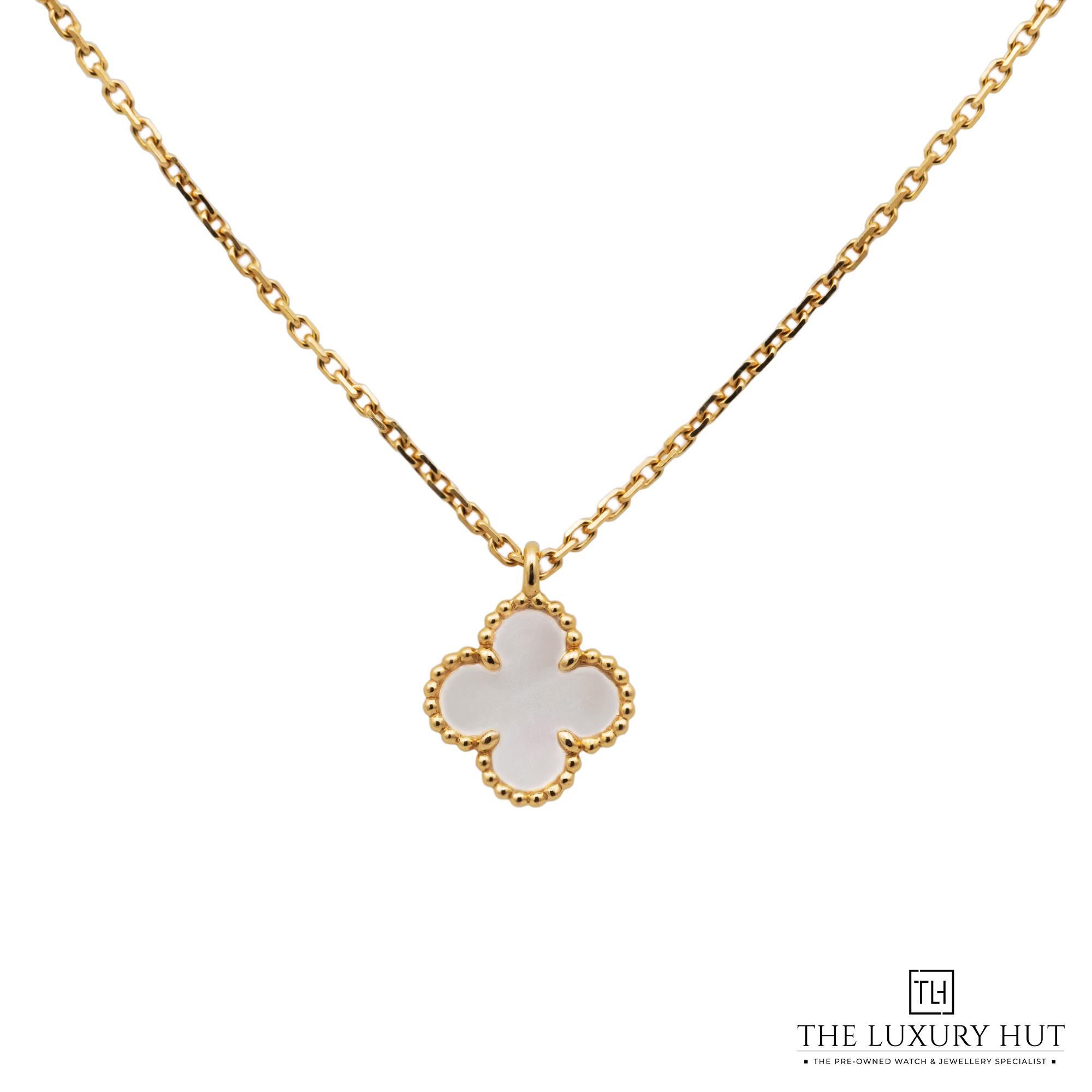 2025/07/Van_Cleef_Yellow_Gold__MOP_Pendant_LB635-a.jpg