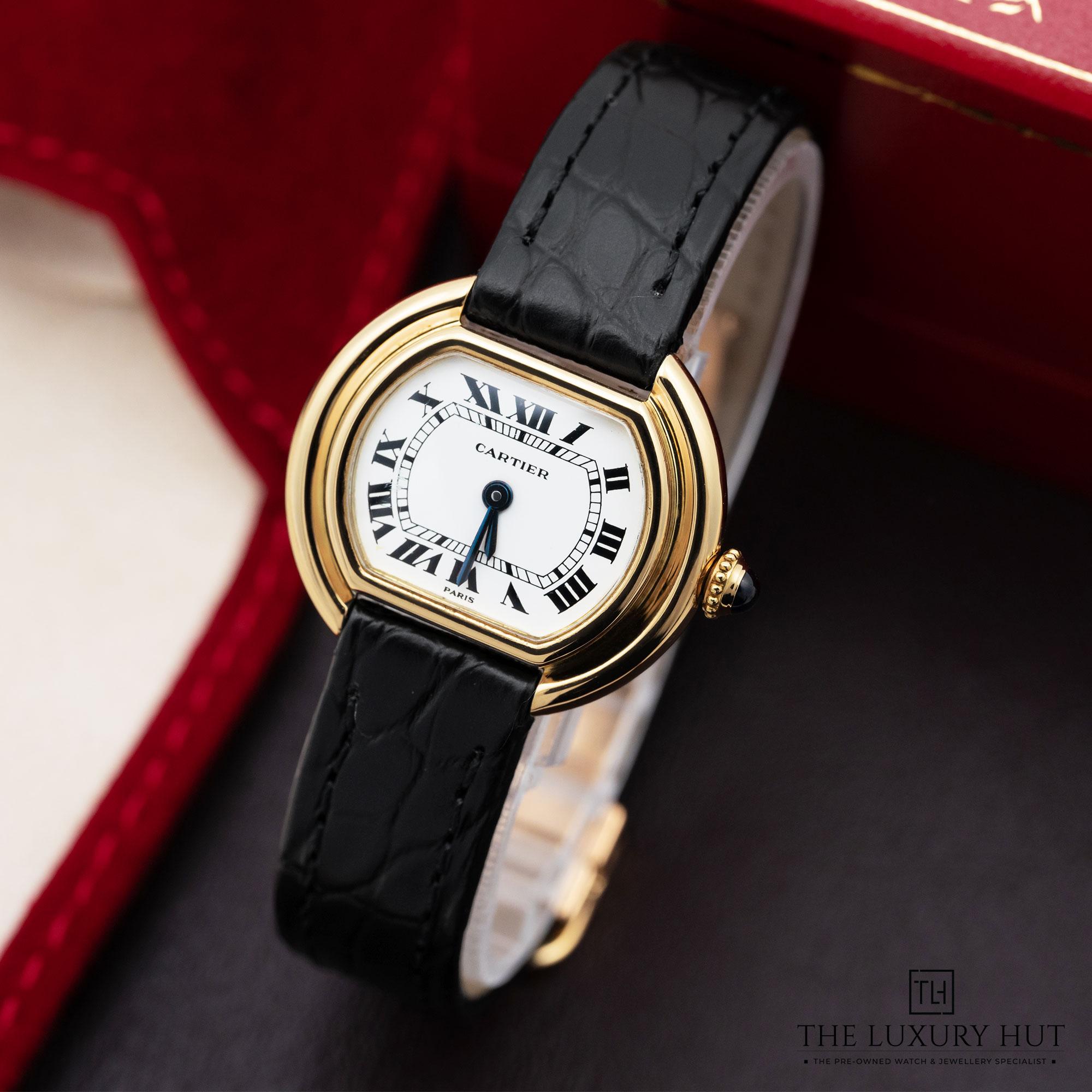 2025/08/Cartier_Ellipse_Yellow_Gold_26mm_White_51987-b.jpg