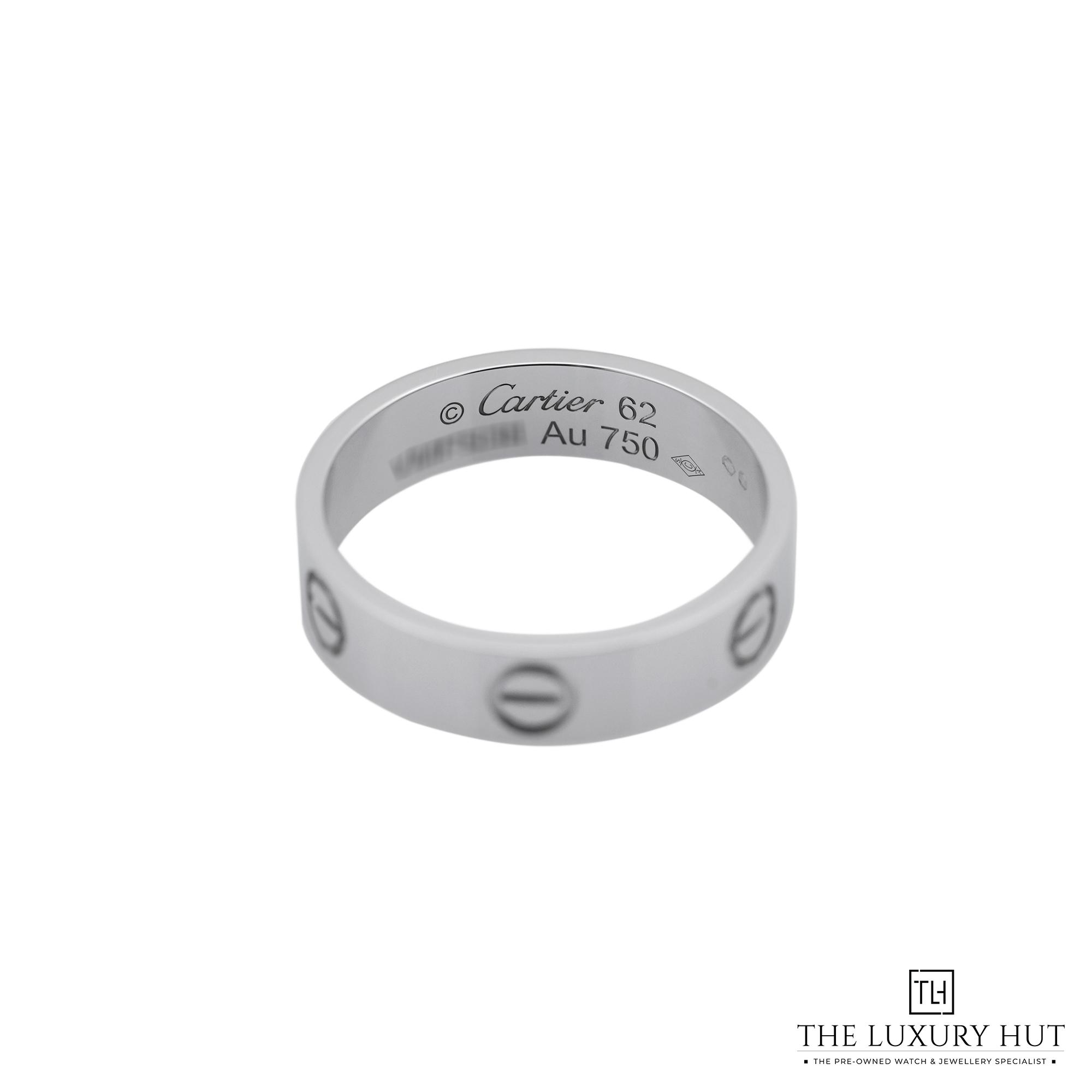 2025/08/Cartier_White_Gold_Love_Ring_Small_62_52045-b.jpg