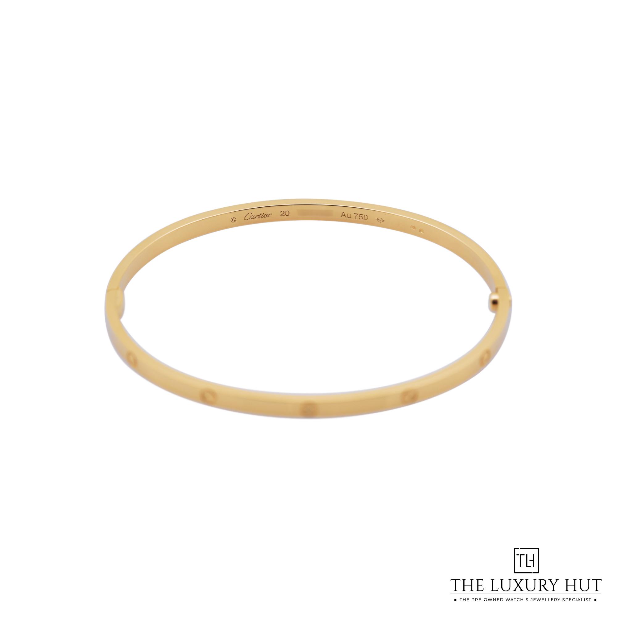 2025/08/Cartier_Yellow_Gold_LOVE_Bangle_Small_52069-b.jpg