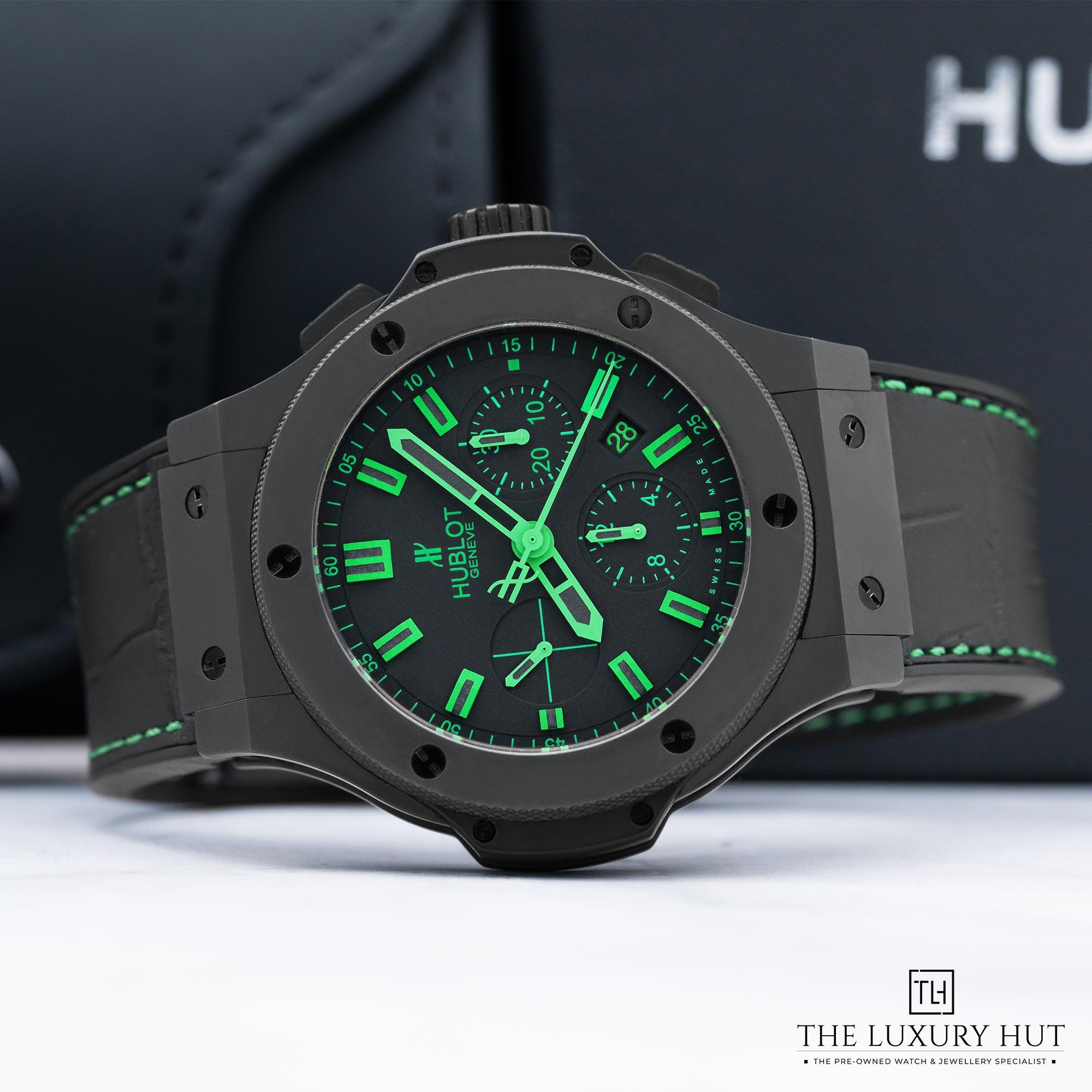 2025/08/Hublot_Big_Bang_Black_Chronograph_Green_52038-b.jpg