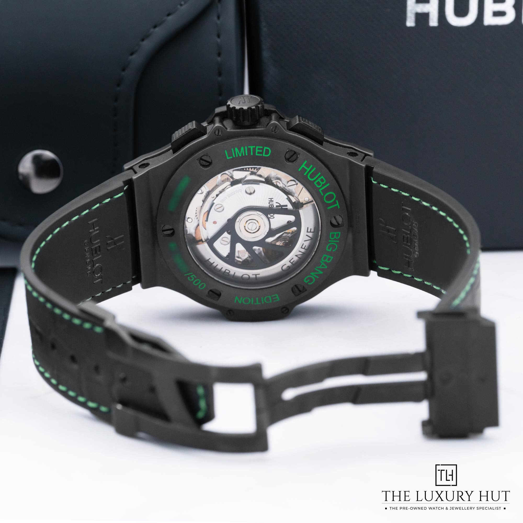 2025/08/Hublot_Big_Bang_Black_Chronograph_Green_52038-c.jpg