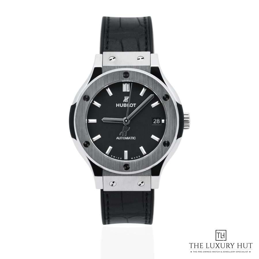 Hublot Classic Fusion Titanium 38mm Black 52061 a
