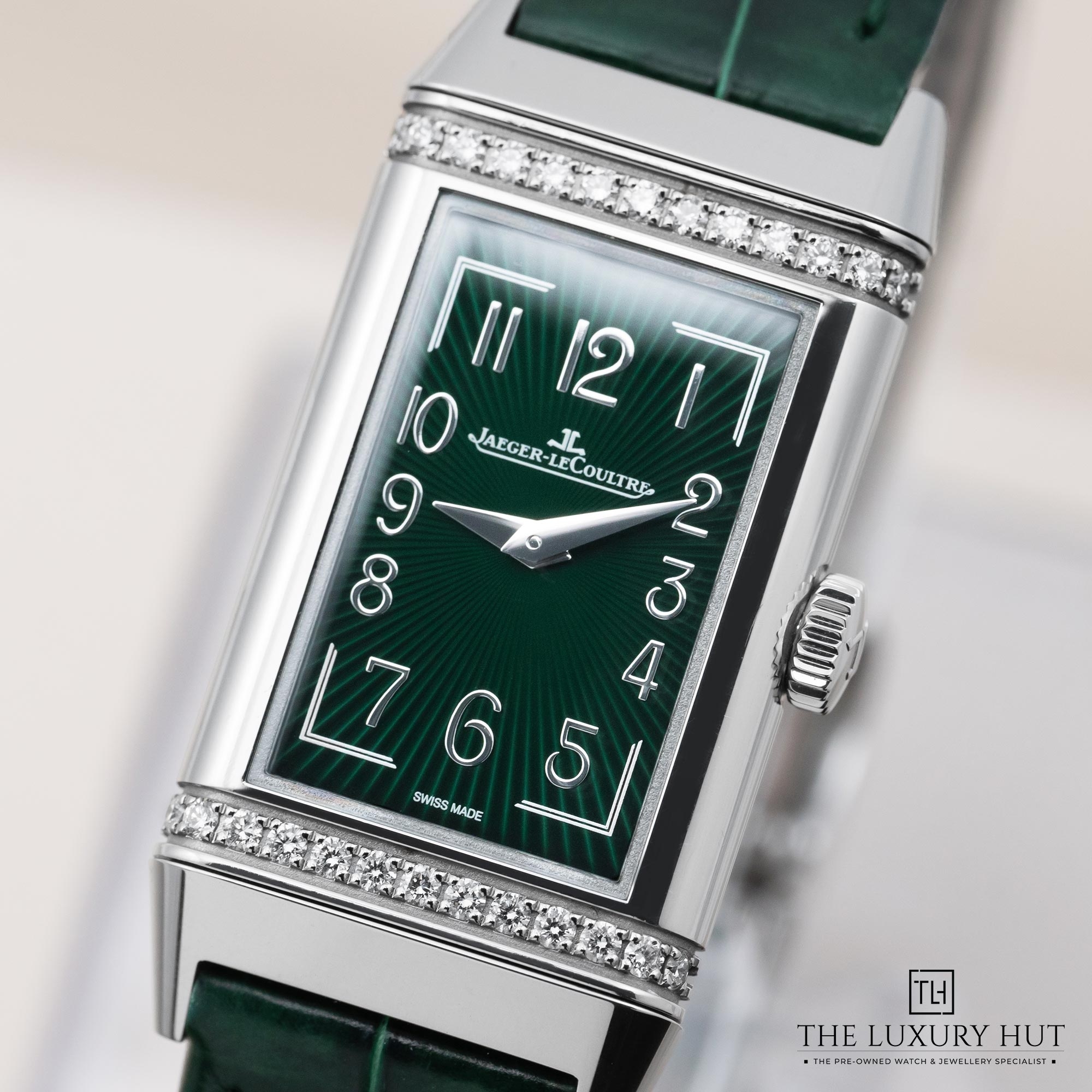 2025/08/Jaeger-LeCoultre_Reverso_Steel_Diamonds_Green_52065-e.jpg