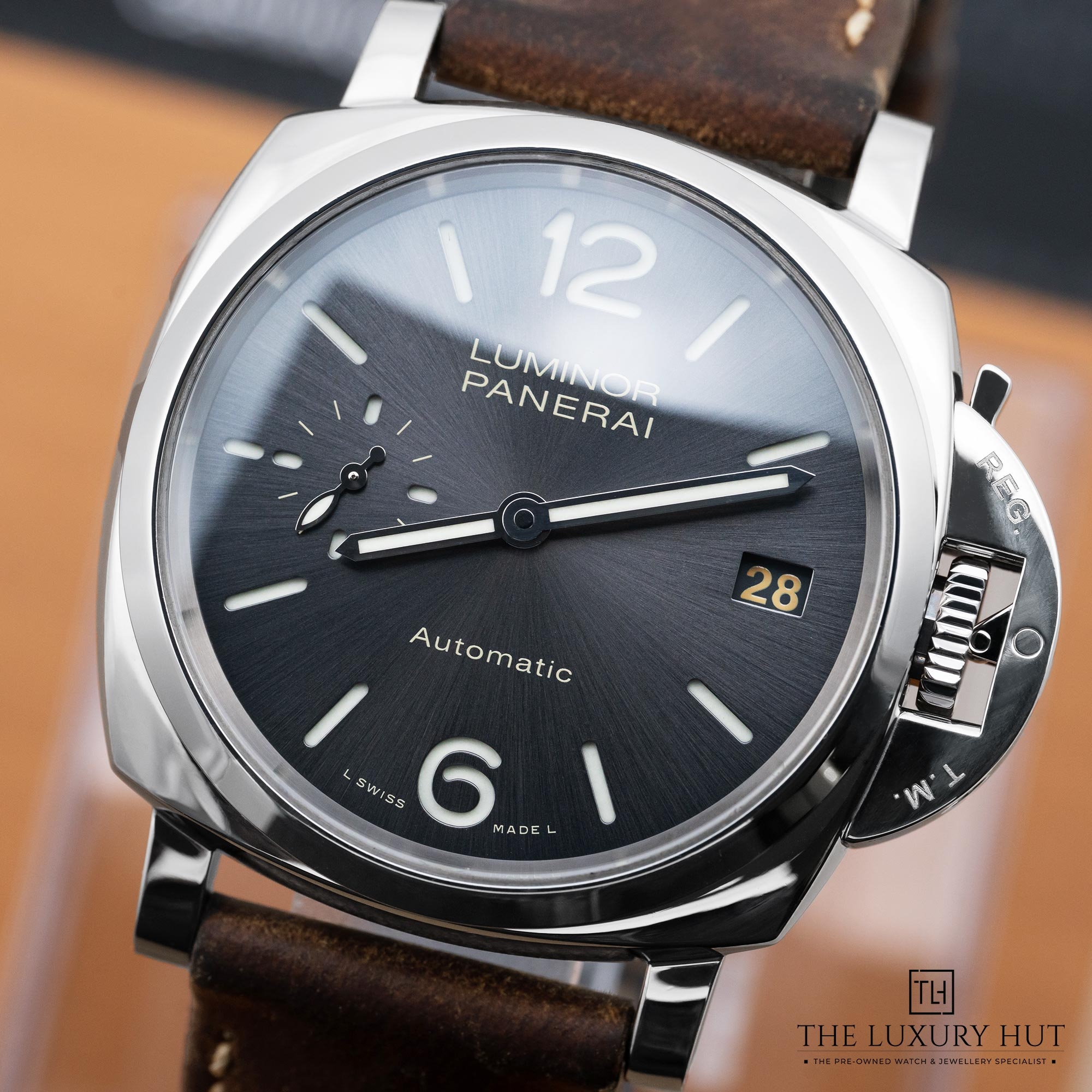 2025/08/Panerai_Luminor_Due_Steel_Anthracite_Grey_52054-e.jpg