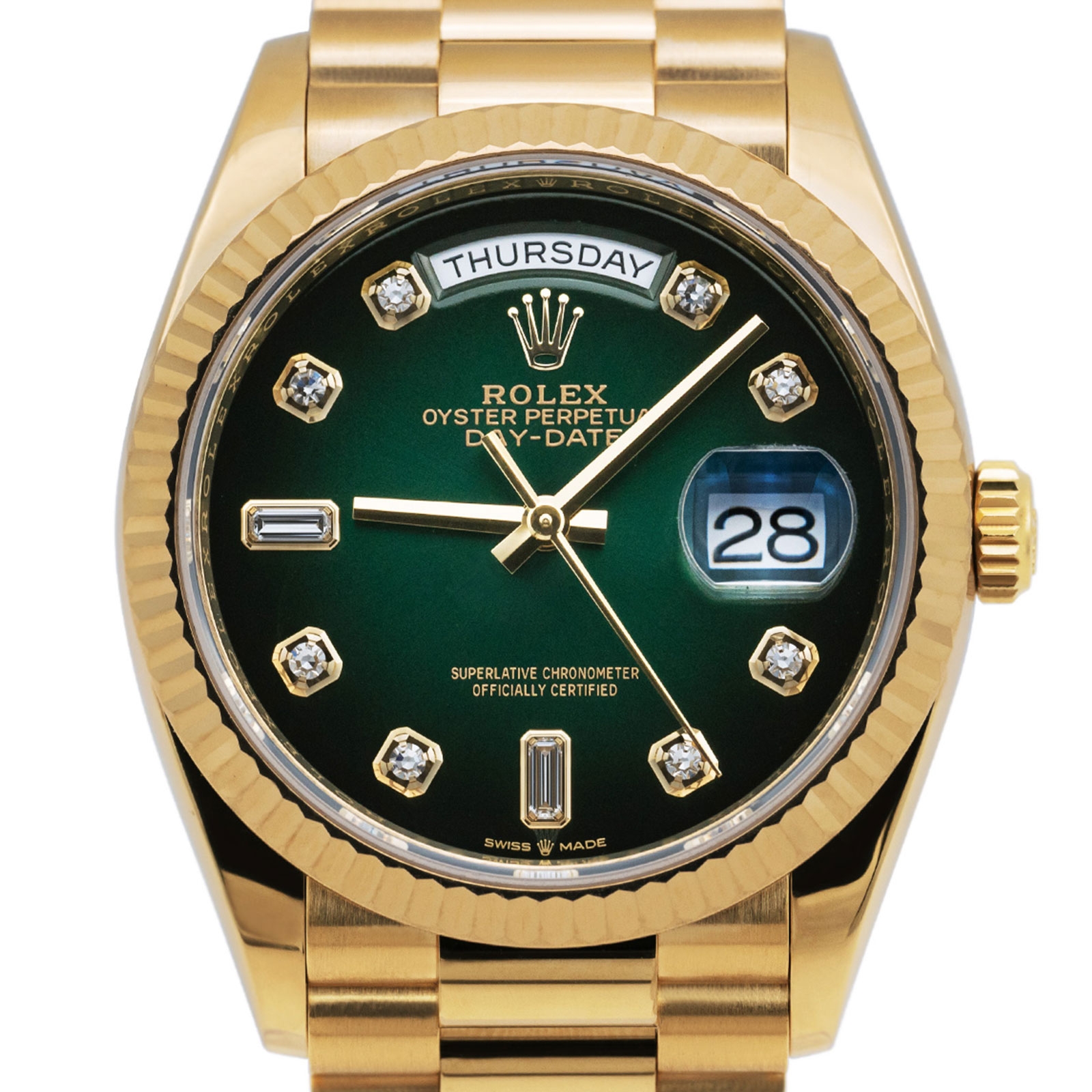 2025/08/Rolex_Day-Date_36_Green_Ombre_Diamond_52040-cr.jpg