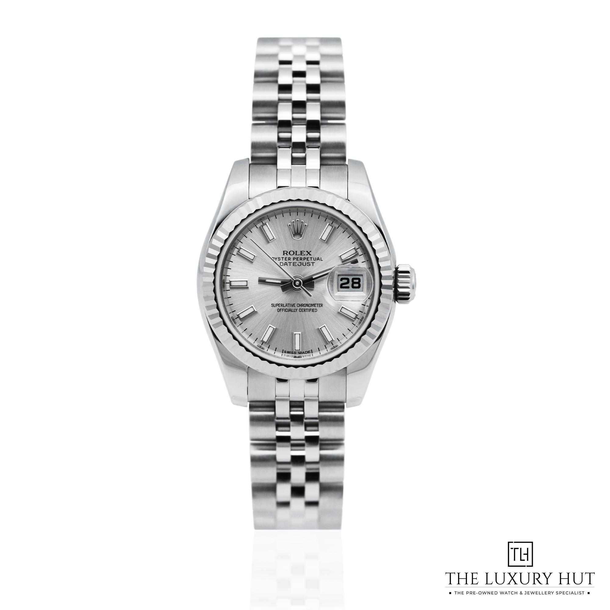 2025/08/Rolex_Lady_Datejust_Steel_26mm_Silver_52022-a.jpg