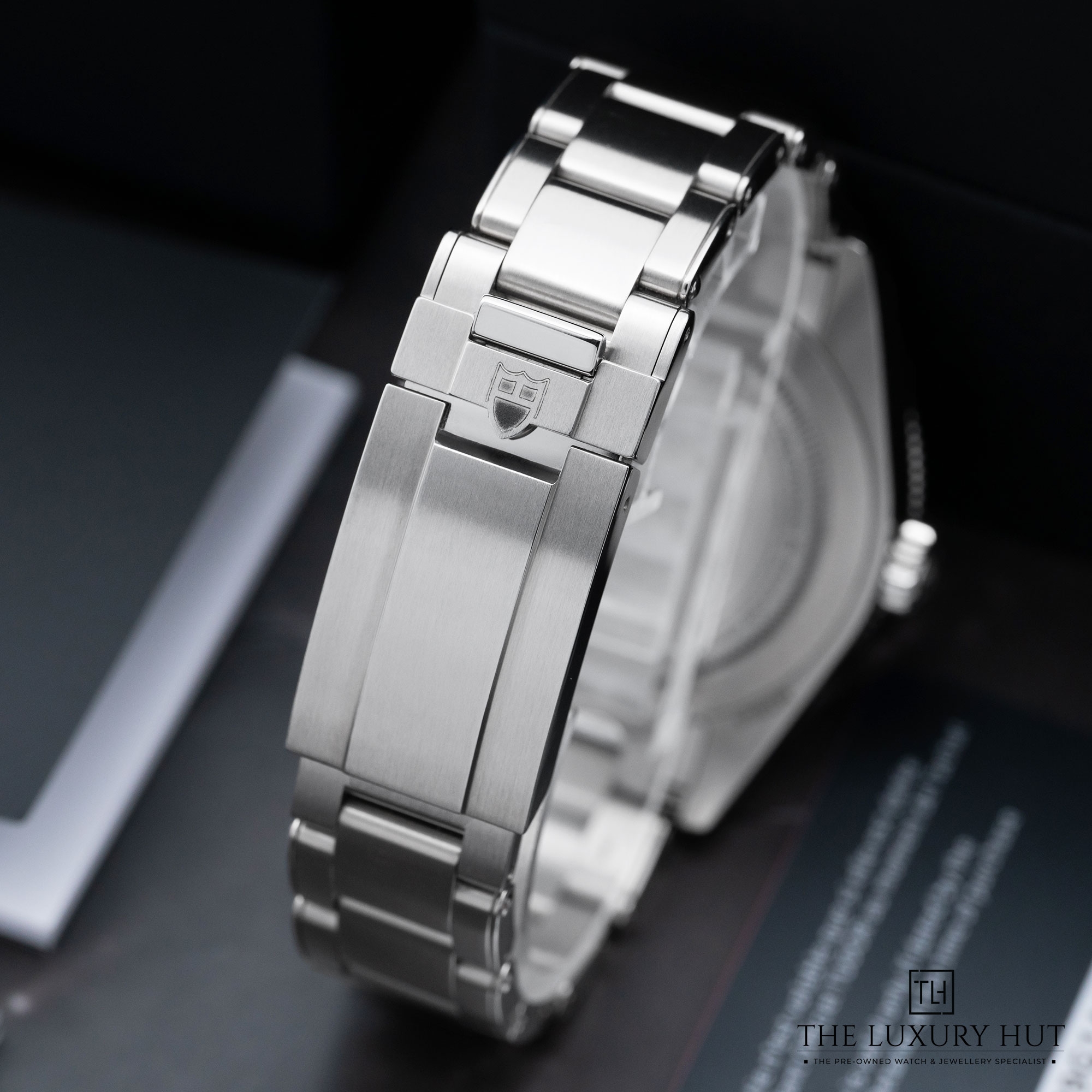 2025/08/Tudor_Black_Bay_58_GMT_Steel_Black_51937-d.jpg