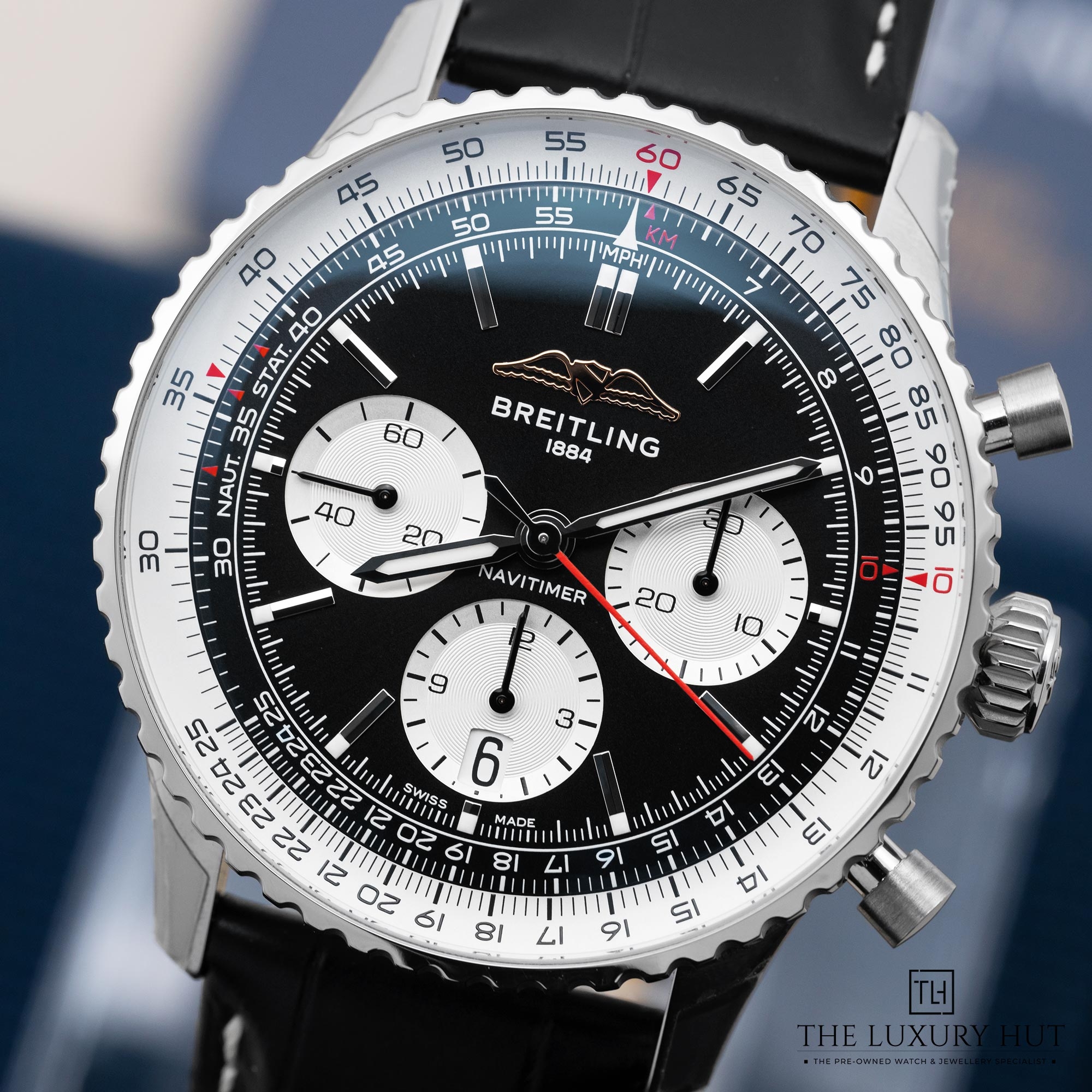 2025/09/Breitling_Navitimer_B01_Chronograph_Steel_Black_52204-e.jpg