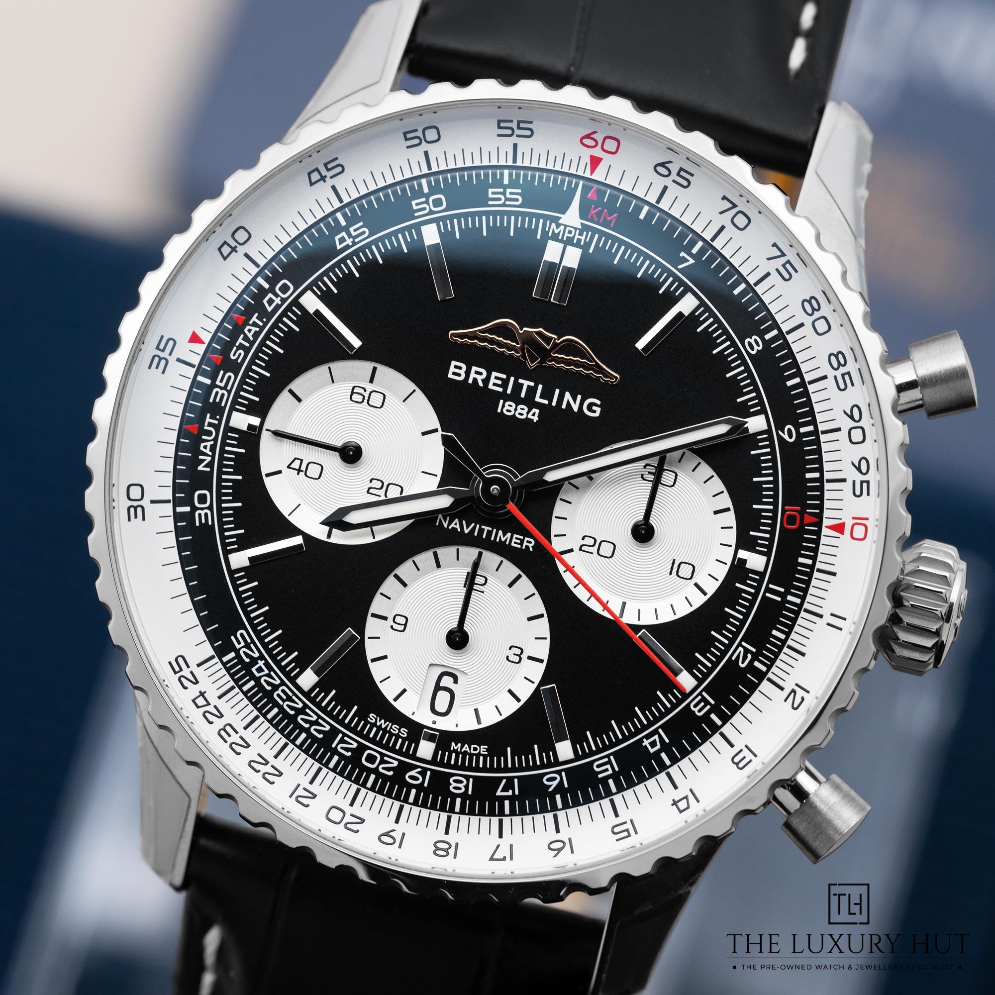 2025/09/Breitling_Navitimer_B01_Chronograph_Steel_Black_52204-e.jpg