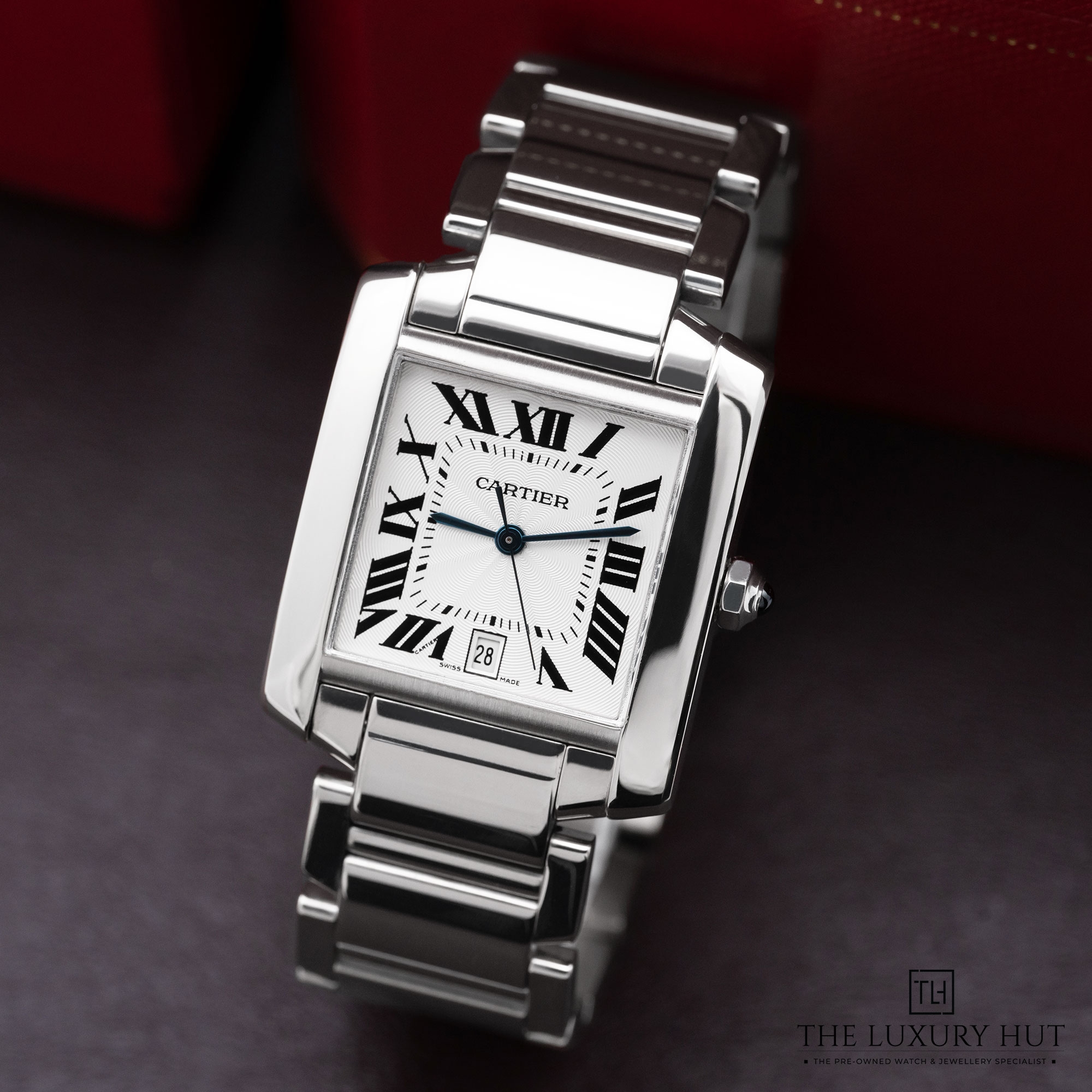 2025/09/Cartier_Tank_Francaise_White_Gold_Silver_Guilloche_52078-b.jpg