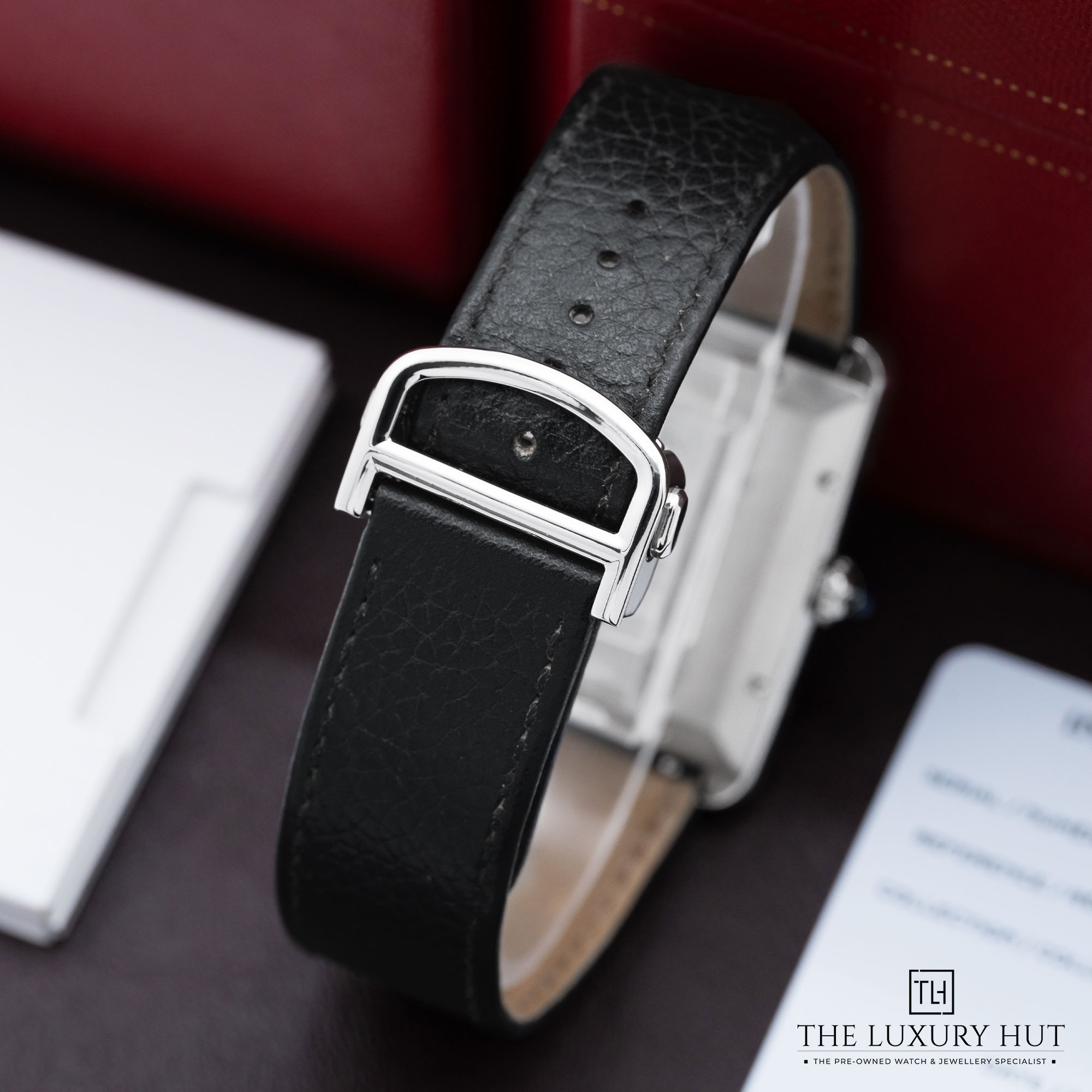 2025/09/Cartier_Tank_Must_Extra-Large_Steel_Silver_52044-d.jpg