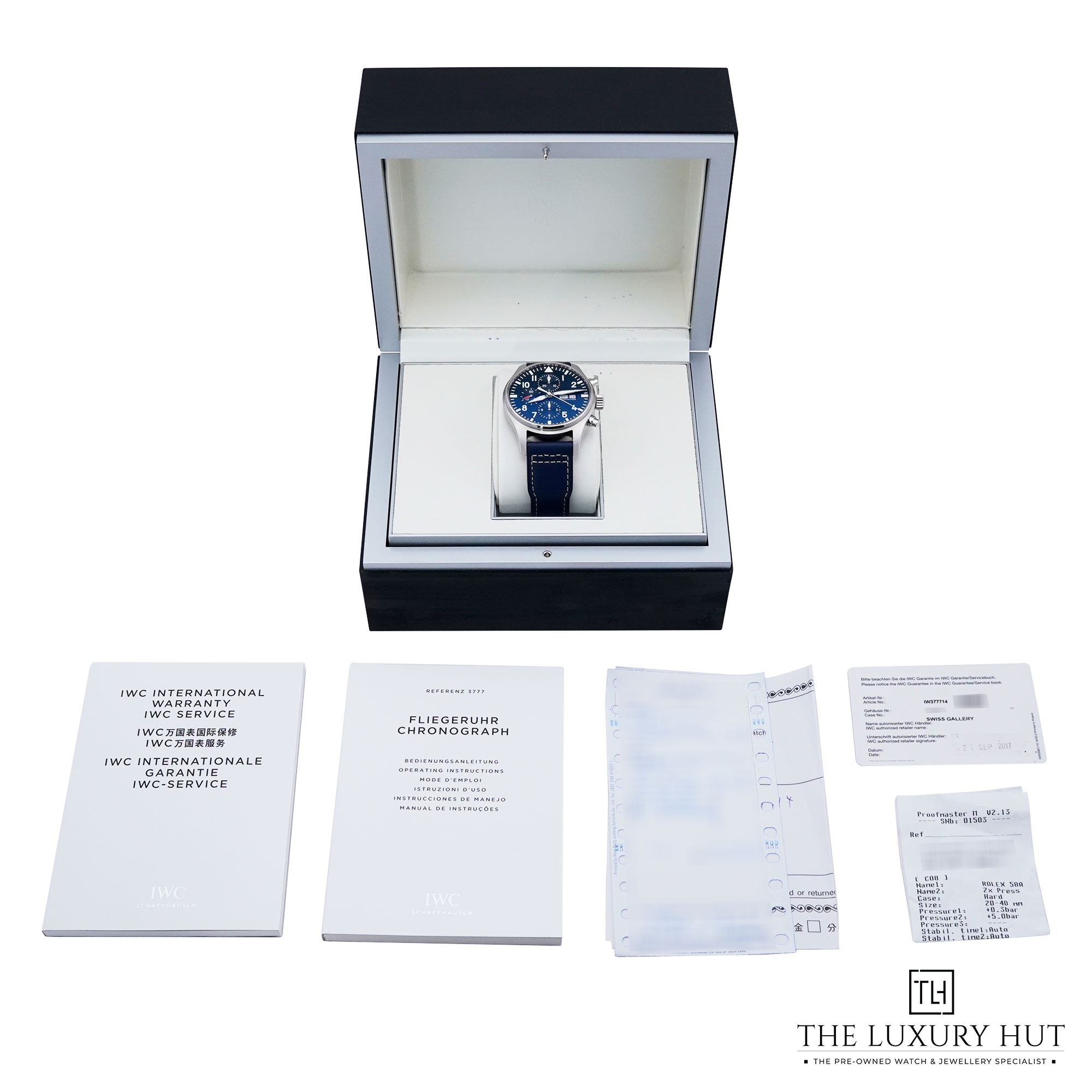 2025/09/IWC_Pilot_Chronograph_Le-Petit-Prince_Steel_Blue_52130-f.jpg