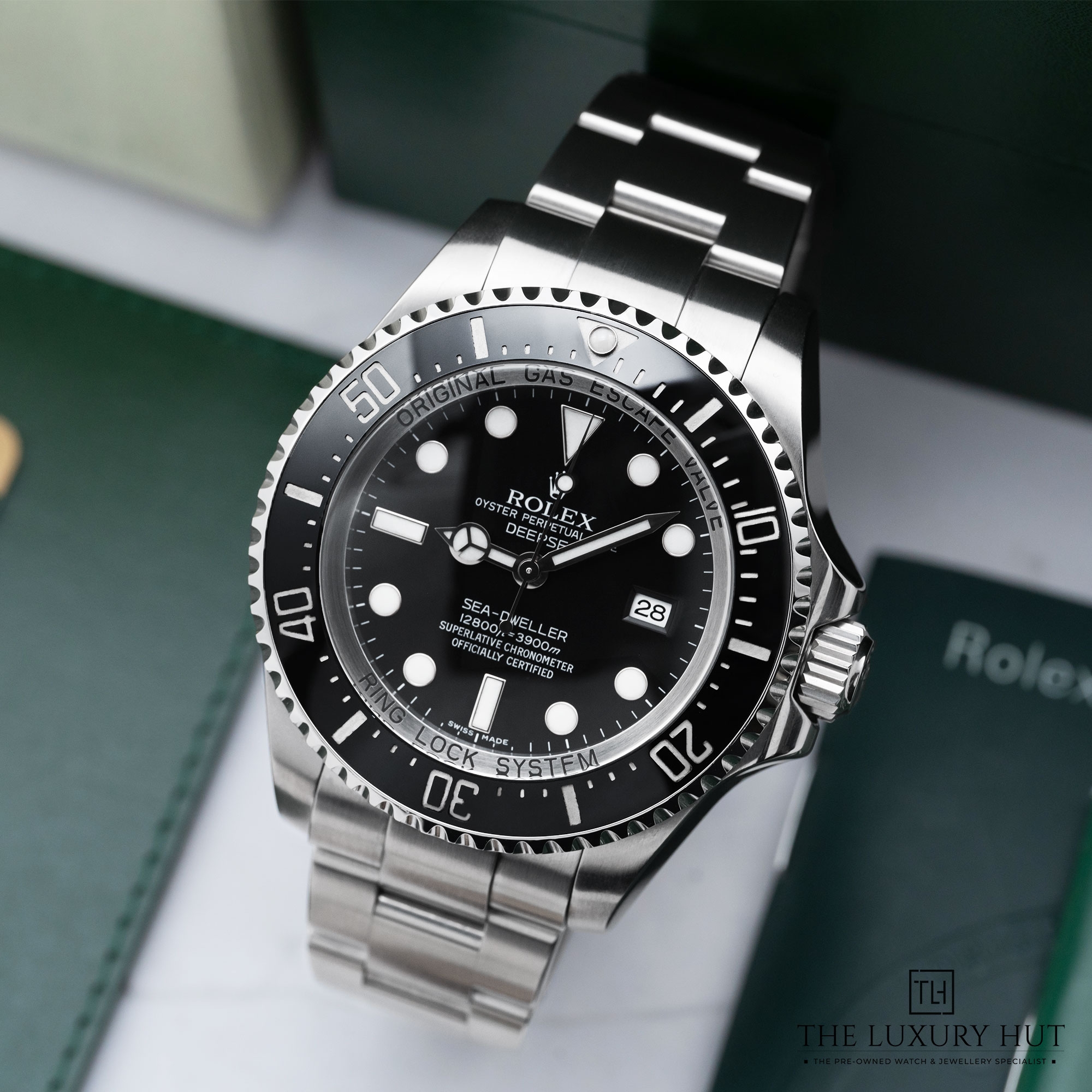 2025/09/Rolex_Sea-Dweller_Deepsea_Steel_Black_Dial_New_52153-bb1.jpg