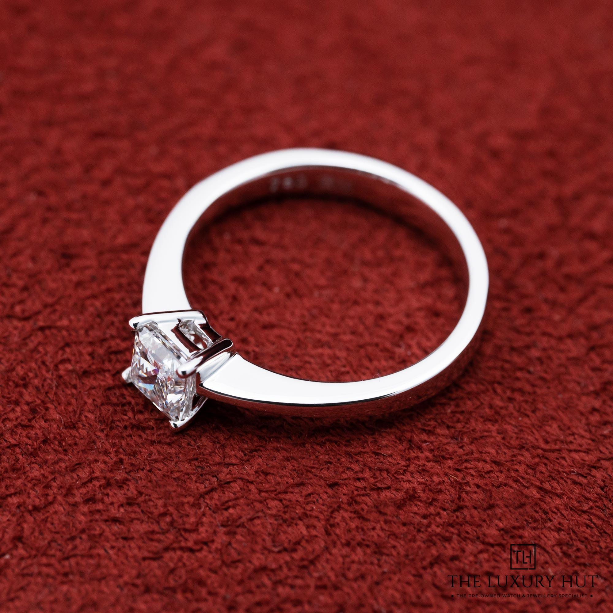2025/09/White_Gold_0.75ct_Diamond_Solitaire_Ring_52076-c.jpg