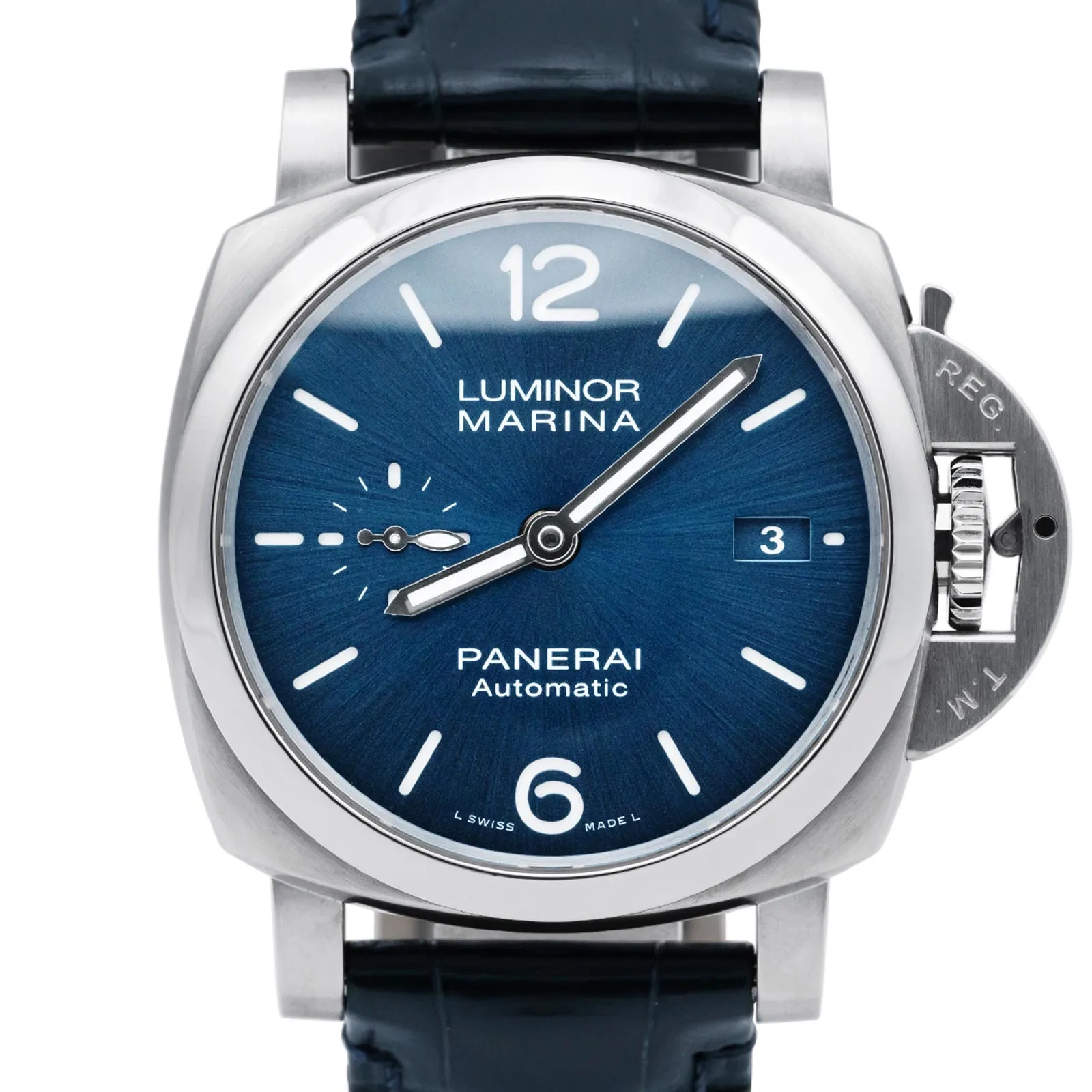 2025/10/4cdfd938-02e0-42a5-b327-835584b4e3f1Panerai_Luminor_Marina_1950_Steel_Blue_52072-cr.webp