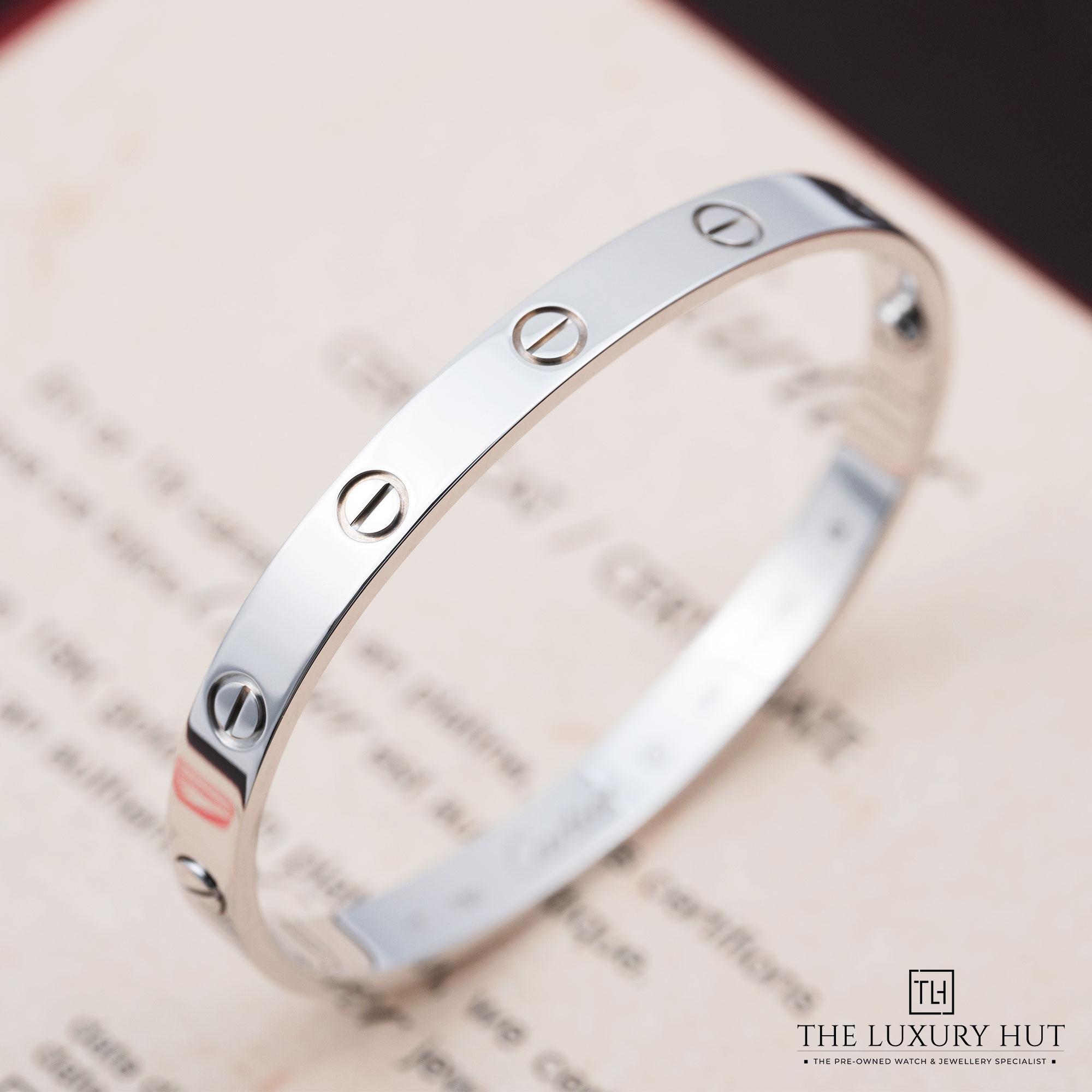 2025/10/64614dc8-d5c0-4d9f-b9d5-a295df6414e2Cartier_18ct_White_Gold_LOVE_Bangle_Classic_Model_52299-c.jpg