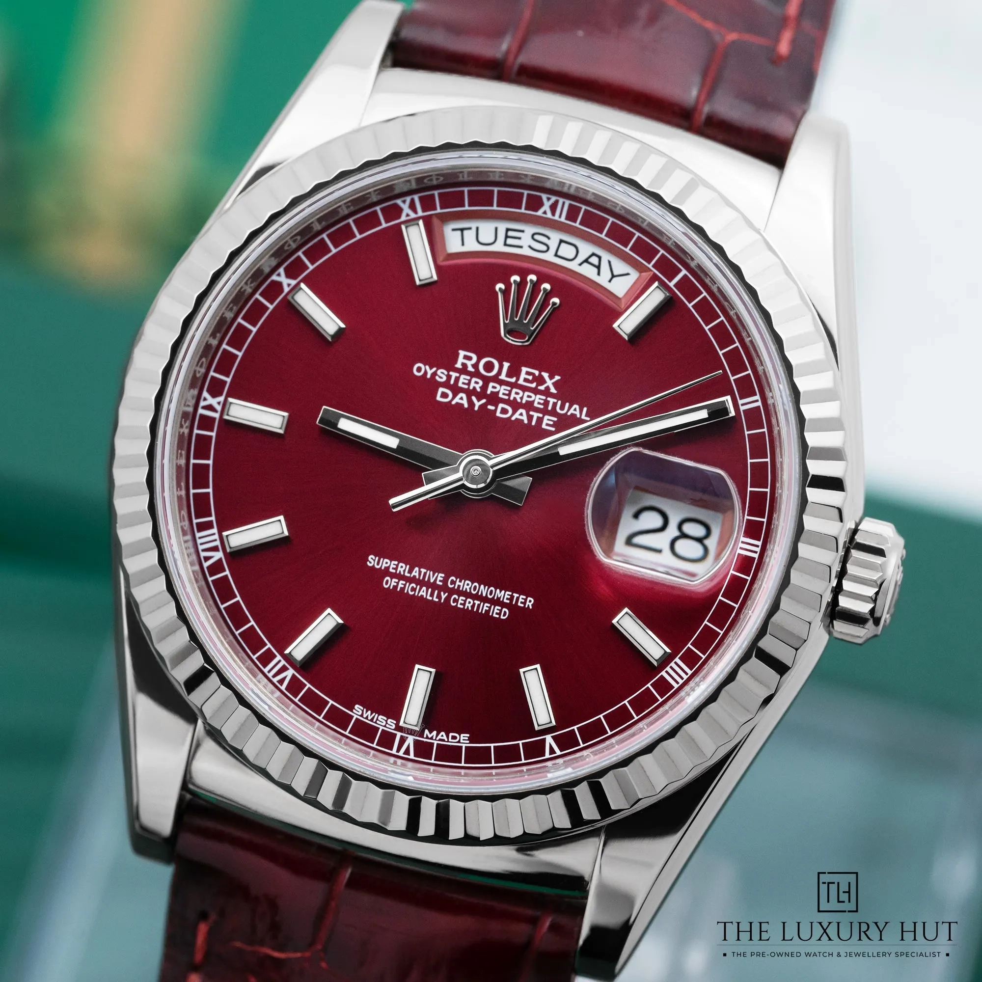 2025/10/7c27660b-3b0a-4de6-8514-6e54a92e32a7Rolex_Day-Date_White_Gold_36_Cherry_Dial_New_39299-e.webp