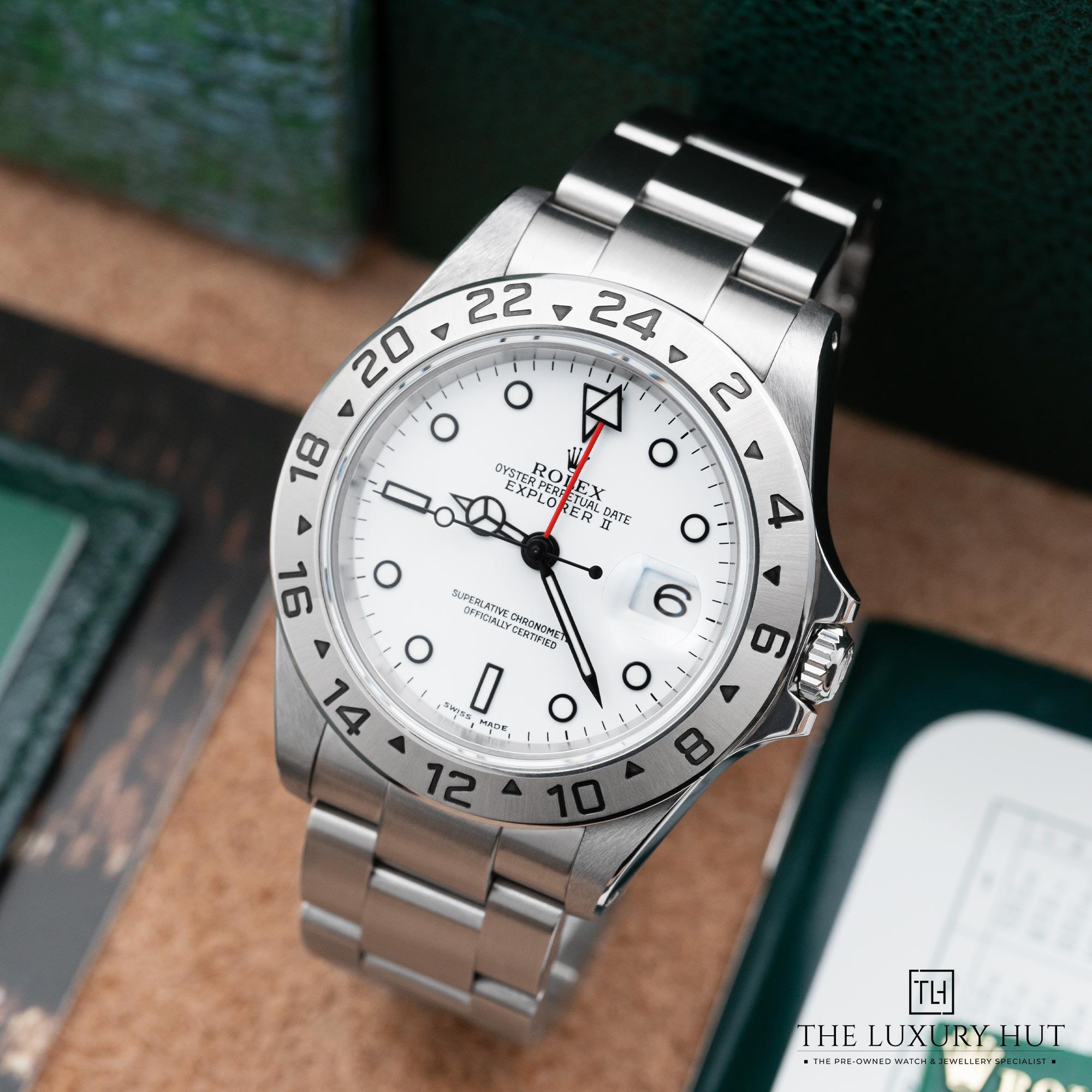 2025/10/8fc85259-57b4-4ae3-bfd1-c36f2260e906Rolex_Explorer_II_Stainless_Steel_40mm_White_Dial_52173-b.jpg