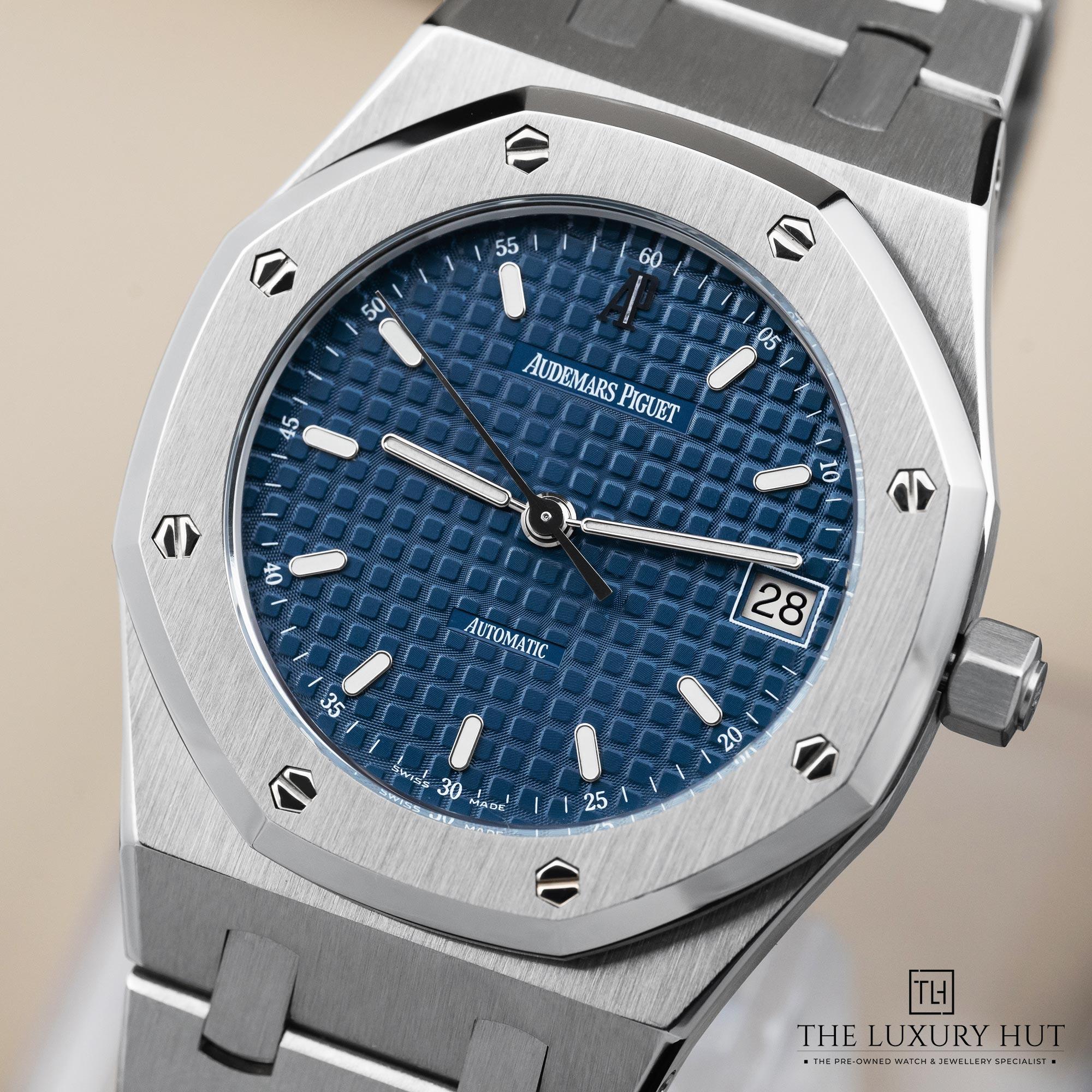 2025/10/Audemars_Piguet_Royal_Oak_Steel_36mm_Blue_51210-e.jpg
