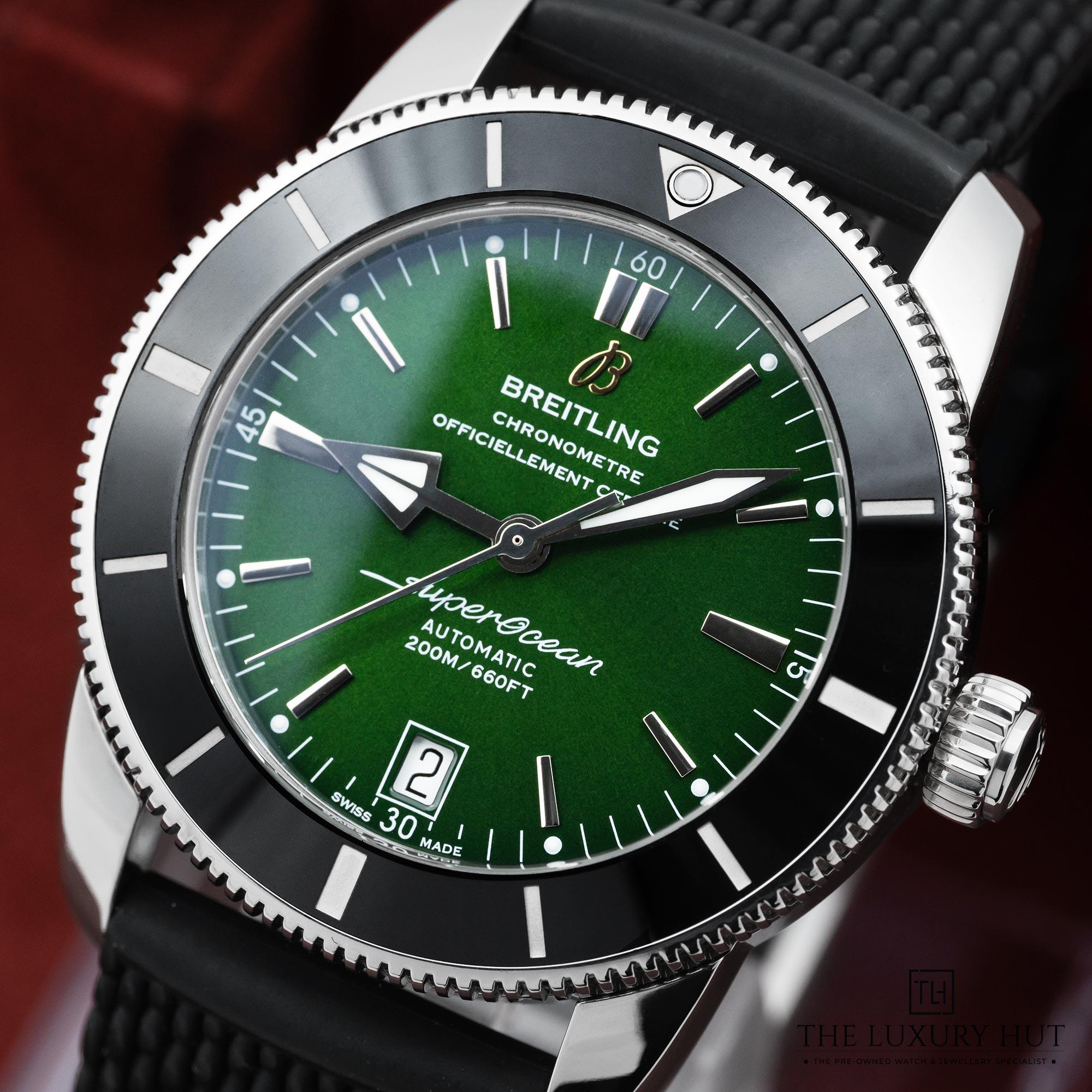 2025/10/Breitling_Superocean_Heritage_B20_Green_52214-e.jpg