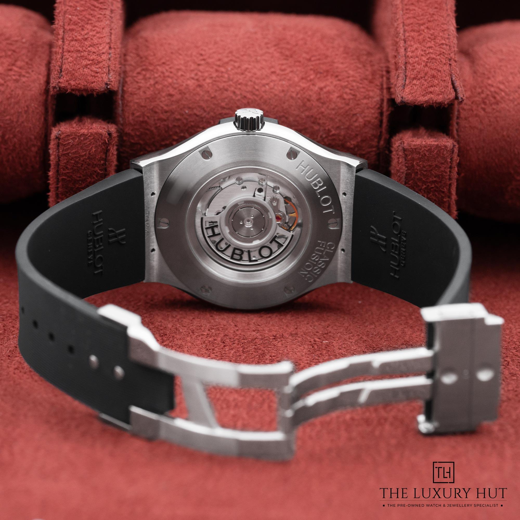 2025/10/Hublot_Classic_Fusion_Titanium_45mm_Black_52199-c.jpg